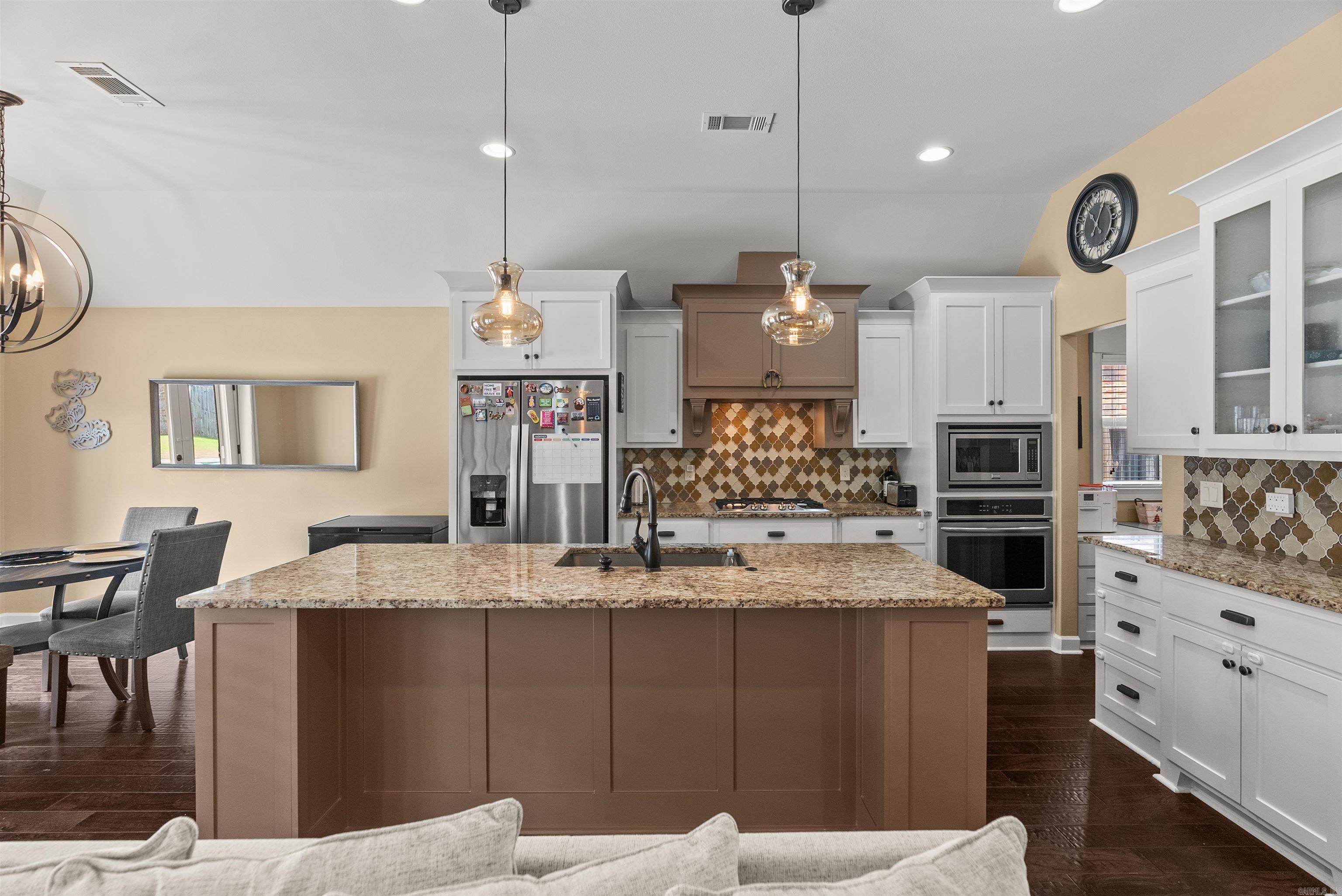 MILLERS GLENN - Residential