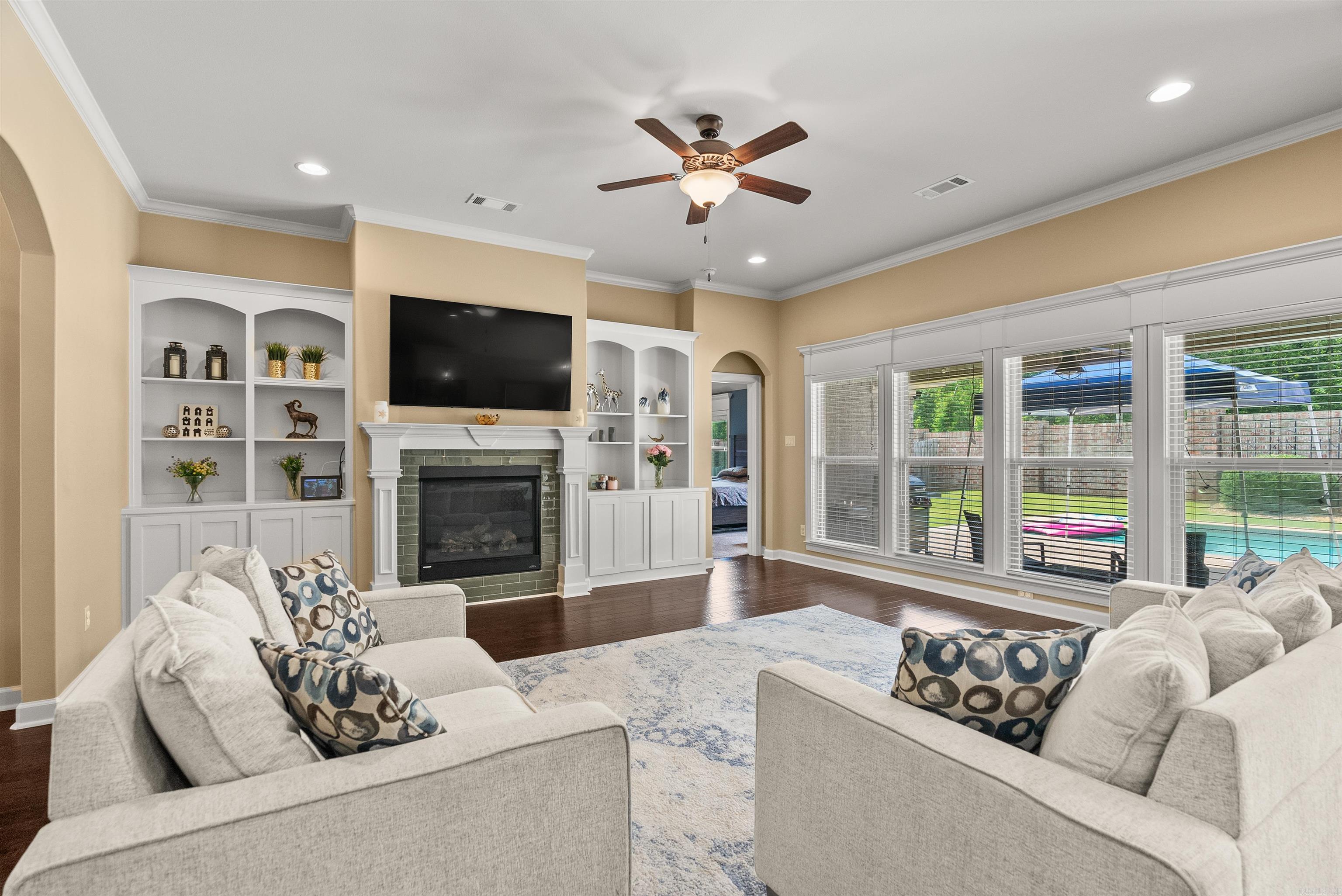 MILLERS GLENN - Residential