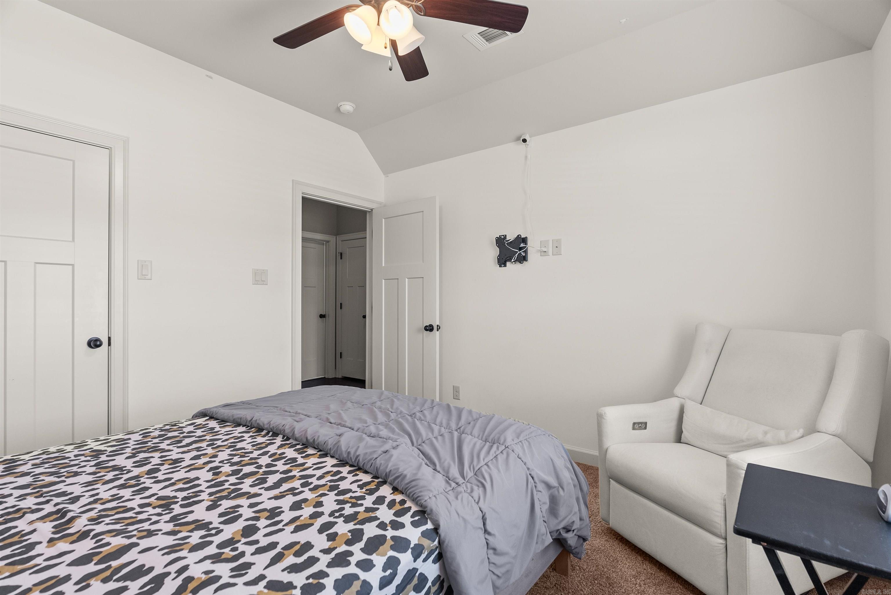 MILLERS GLENN - Residential