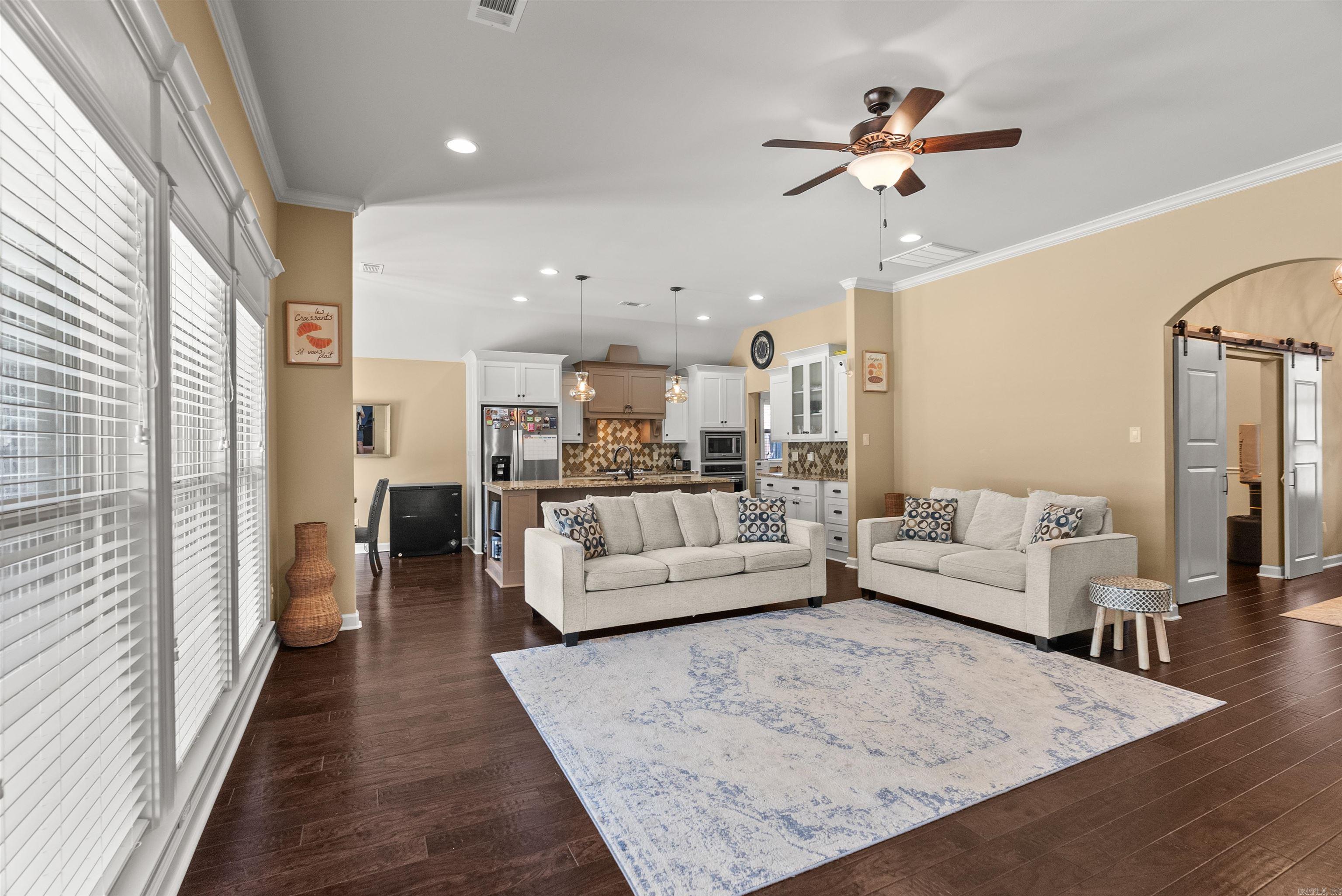 MILLERS GLENN - Residential