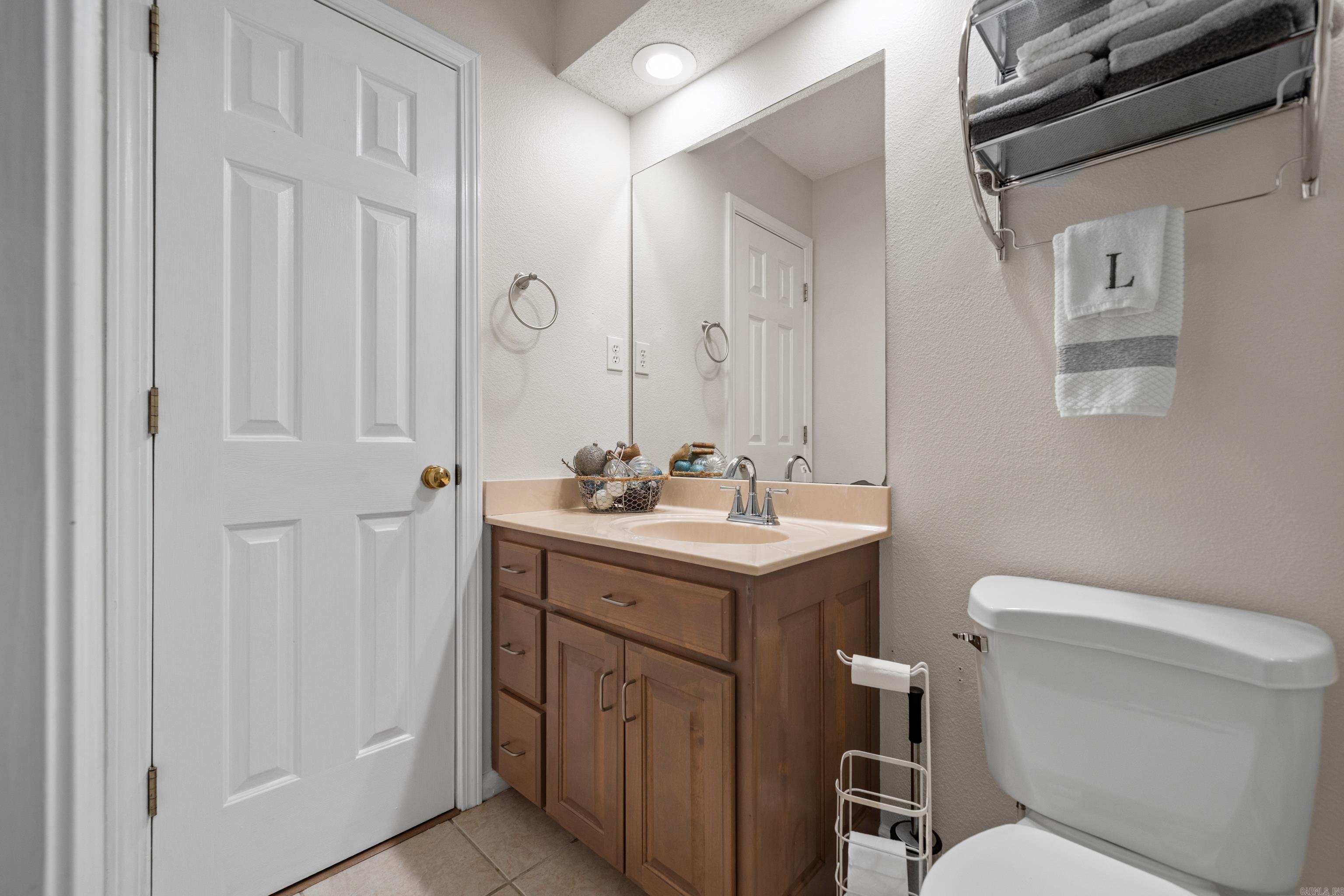 DIAMONDHEAD MANOR - Residential