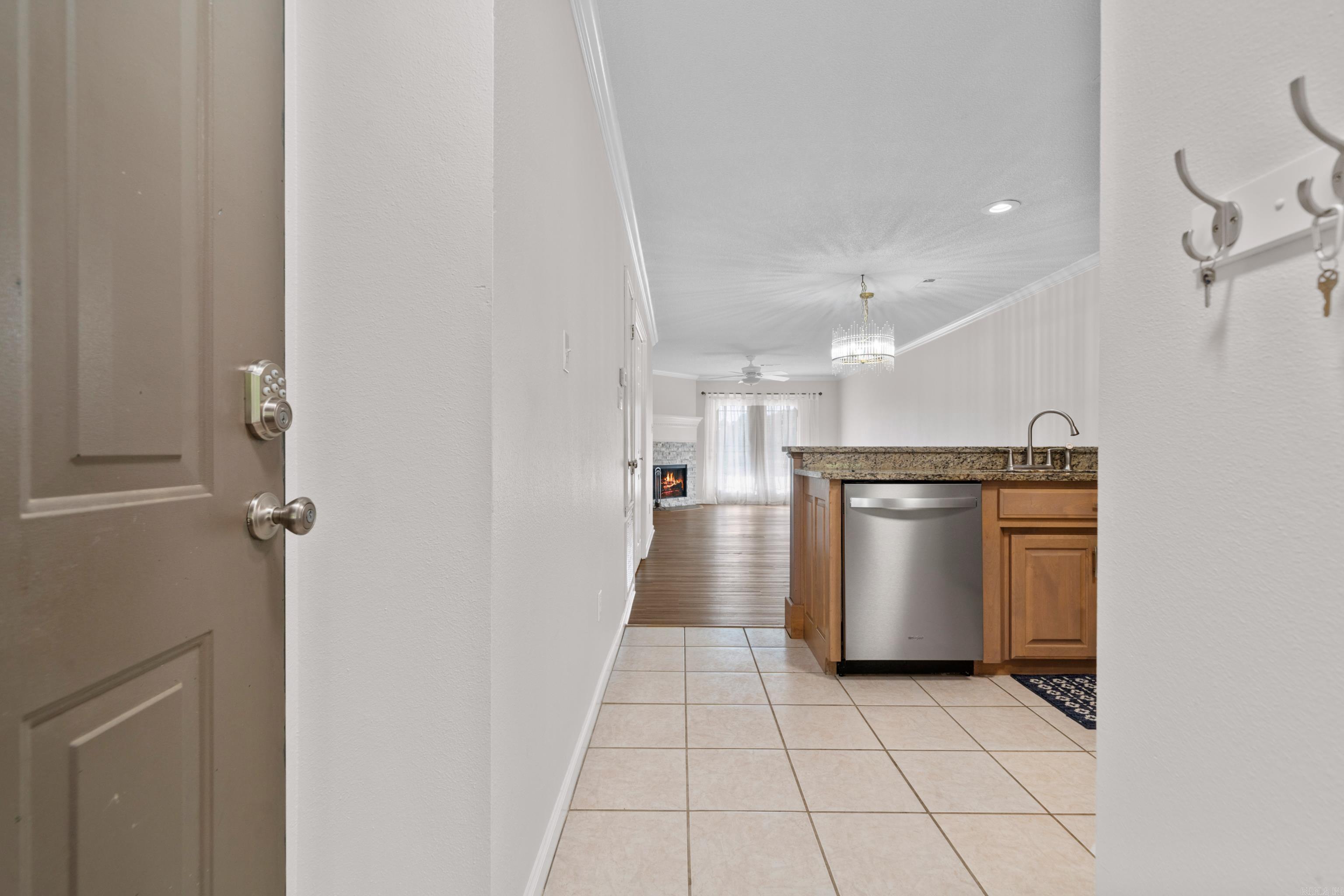 DIAMONDHEAD MANOR - Residential