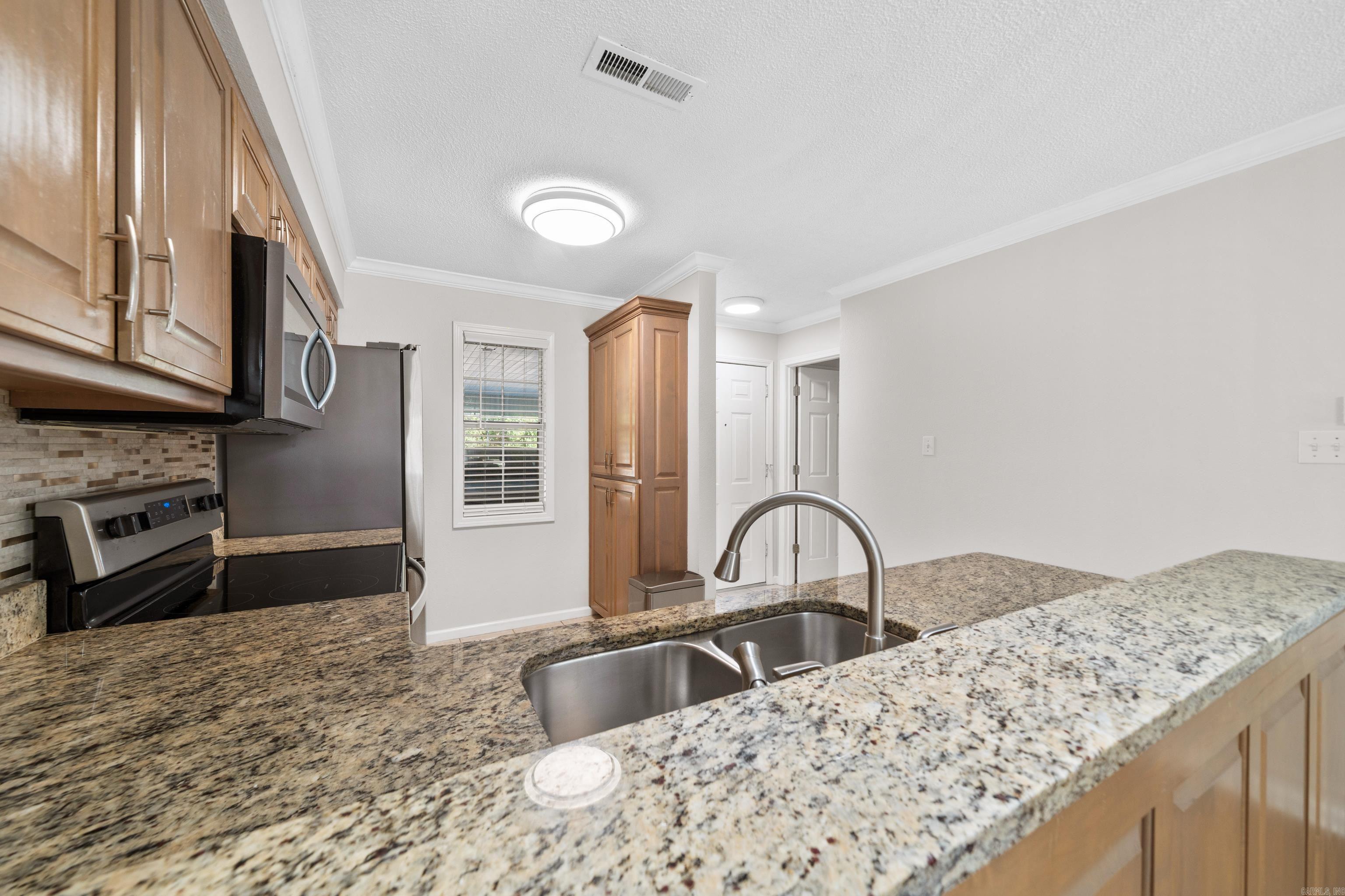 DIAMONDHEAD MANOR - Residential