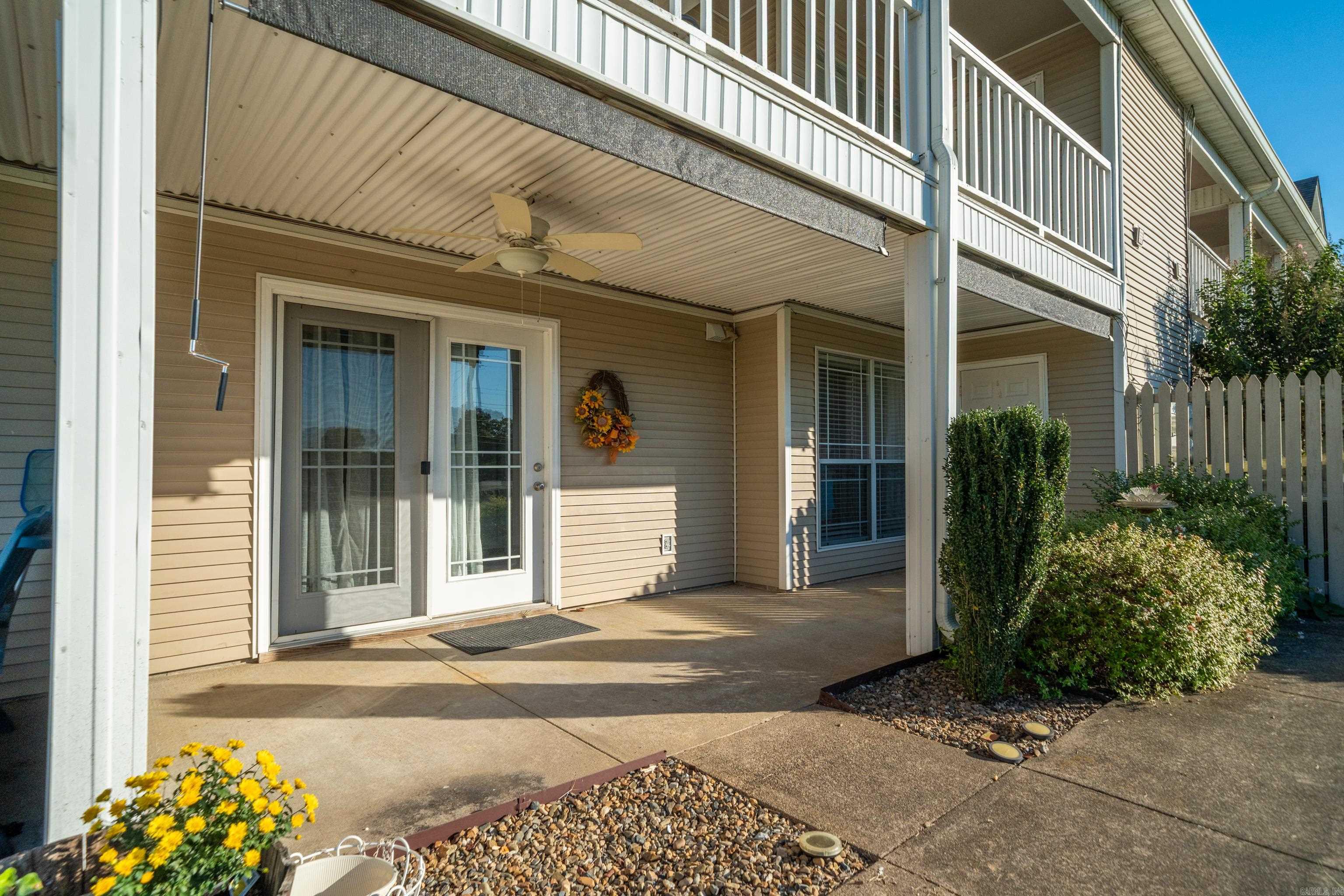 DIAMONDHEAD MANOR - Residential