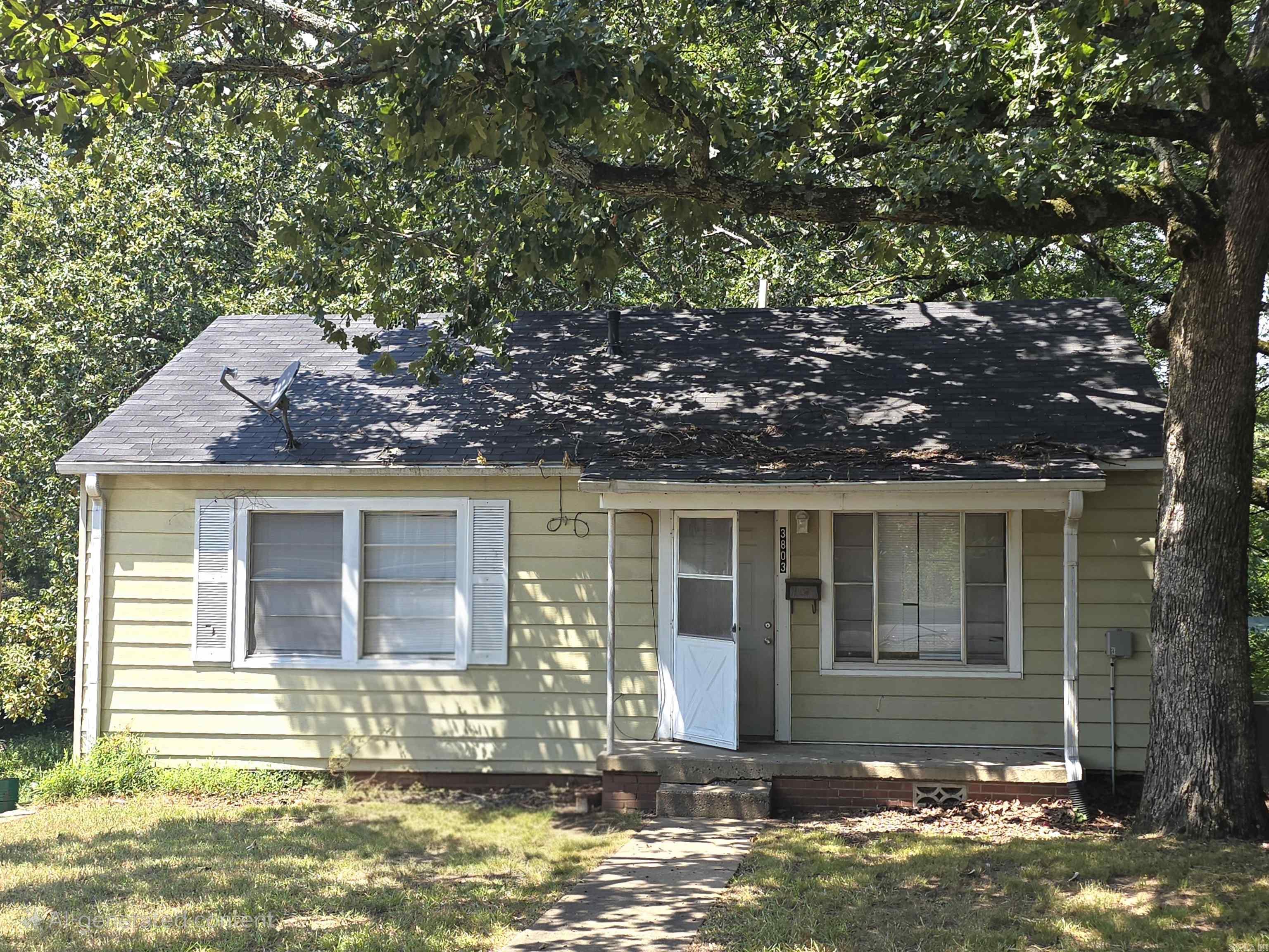 Recent improvements, including a roof and sump pump both replaced within the last two years, make this 2-bedroom home a smart move. Located near Levy Park and close to I-40 for quick commuting, it offers cozy living spaces plus an unfinished basement with inside access—ready for storage, projects, or future possibilities. Small in size, big on opportunity.