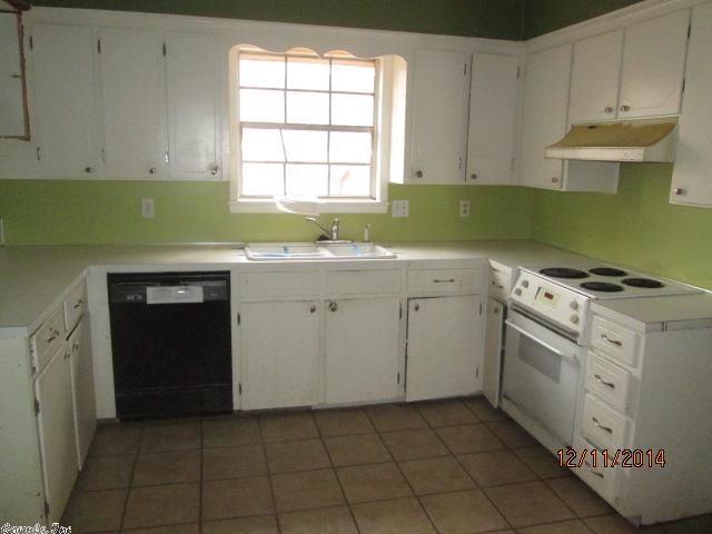 INDIAN HILLS - Residential