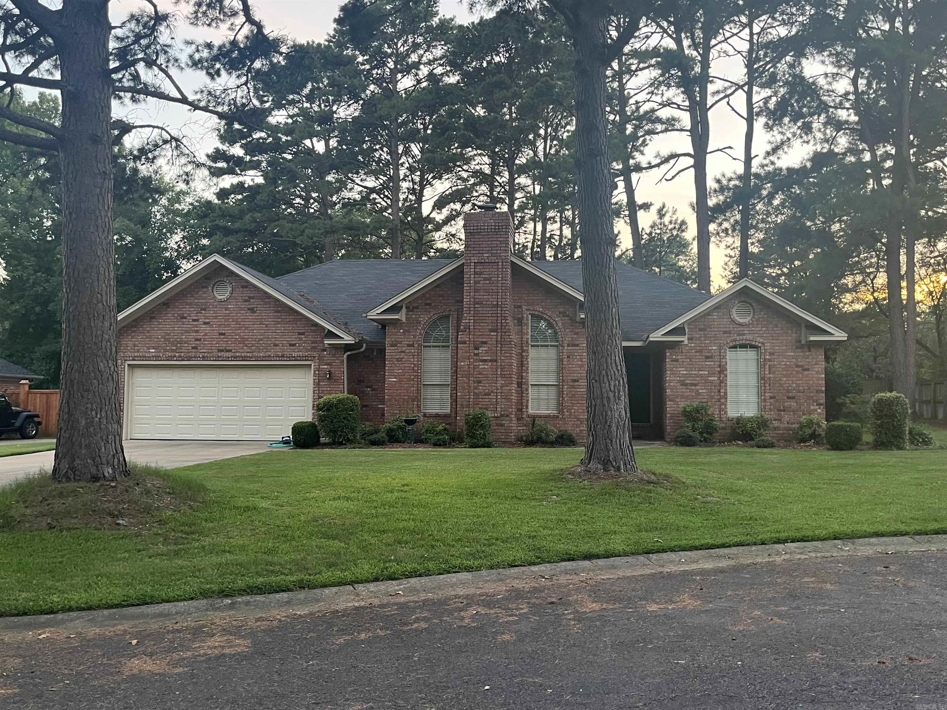 SADDLETOP - Residential