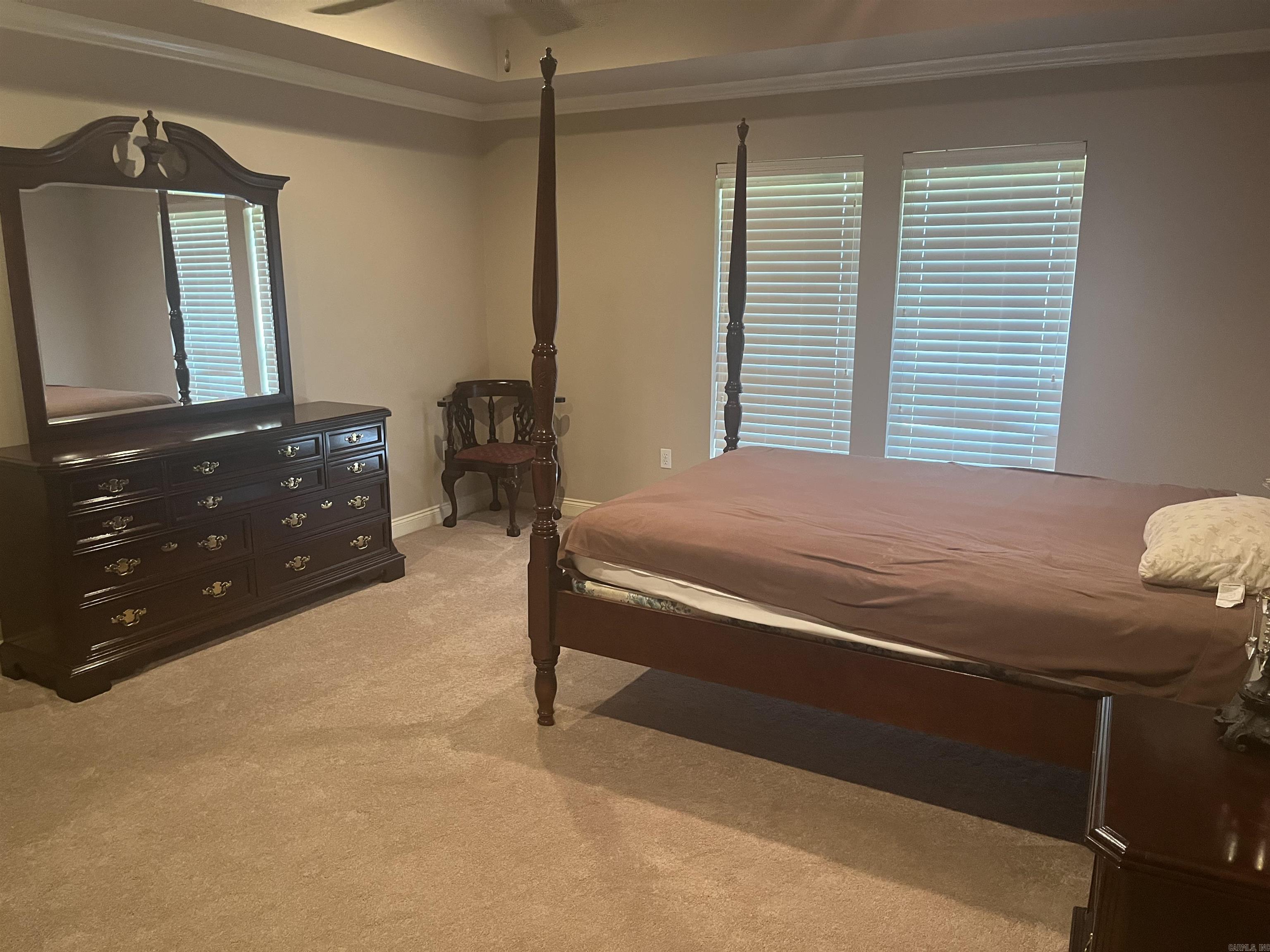 SADDLETOP - Residential