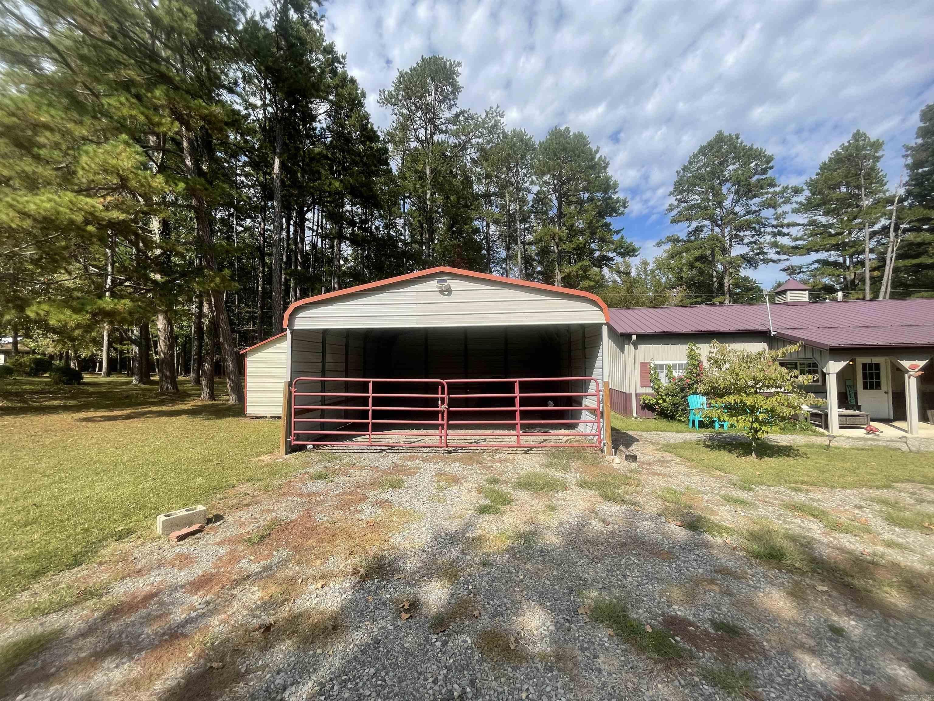 DOGWOOD ESTATES - Residential