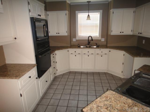 RIVER OAKS - Residential