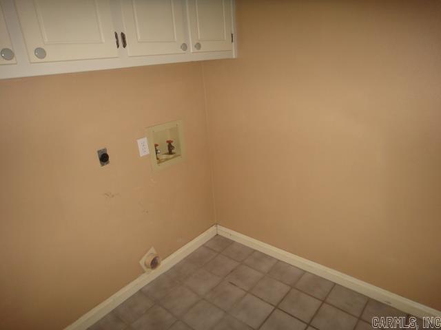 RIVER OAKS - Residential