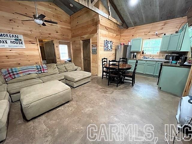 SCENIC PLACE - COVE CREEK - Residential