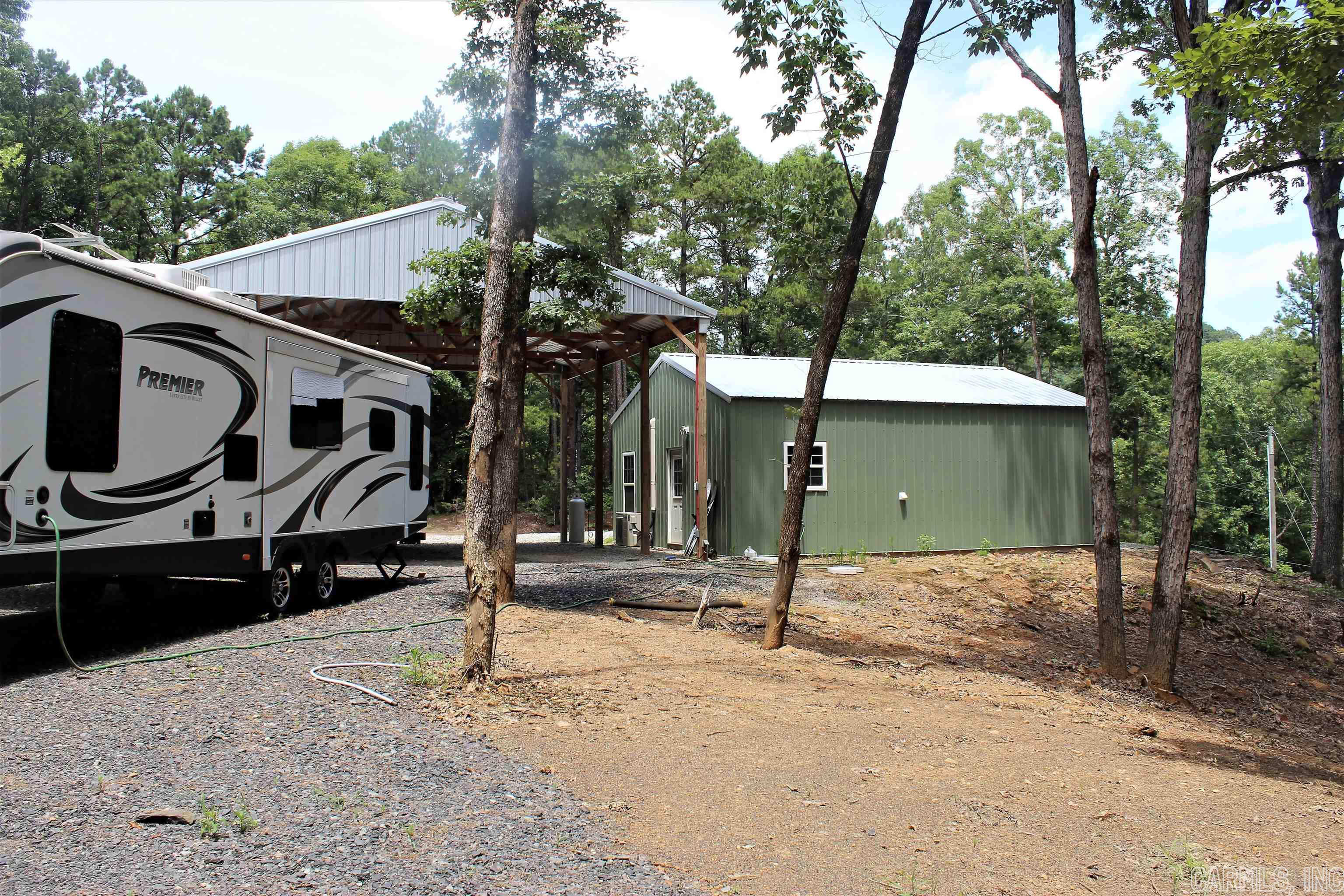 SCENIC PLACE - COVE CREEK - Residential