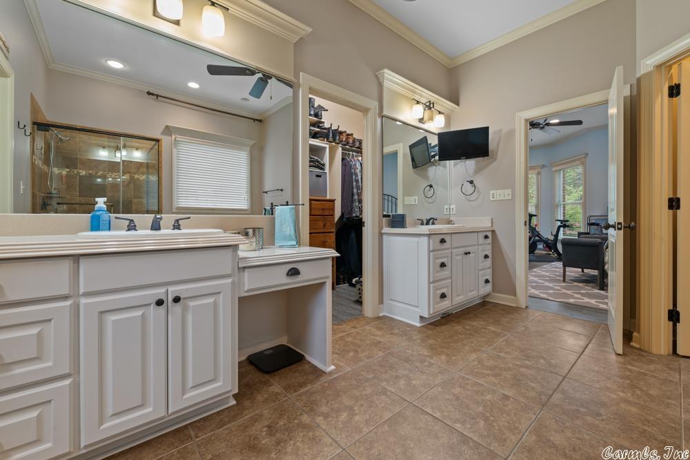 CHENAL VALLEY BELLE VALLEE THE M - Residential