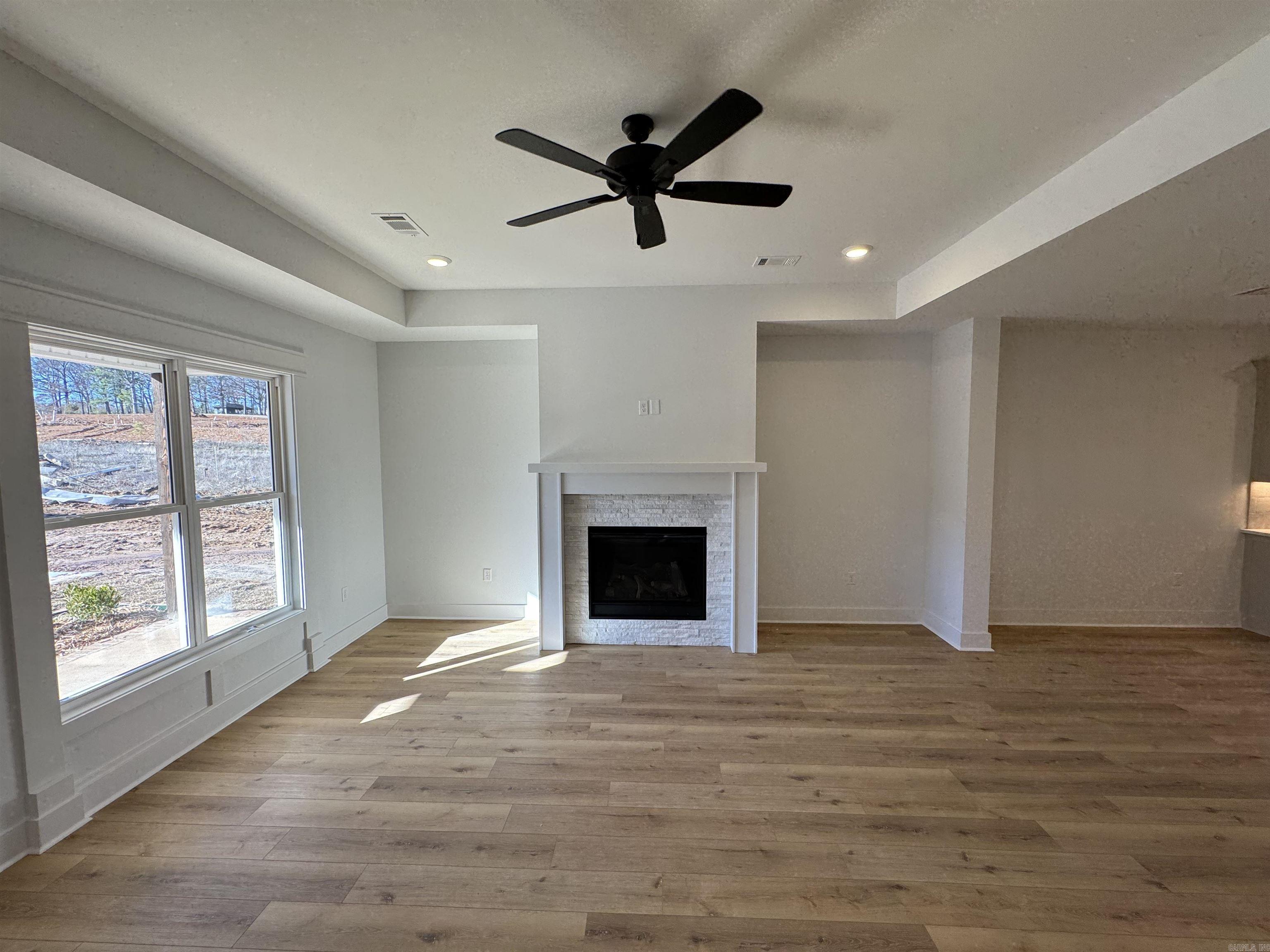 MIDTOWN BRYANT - Residential