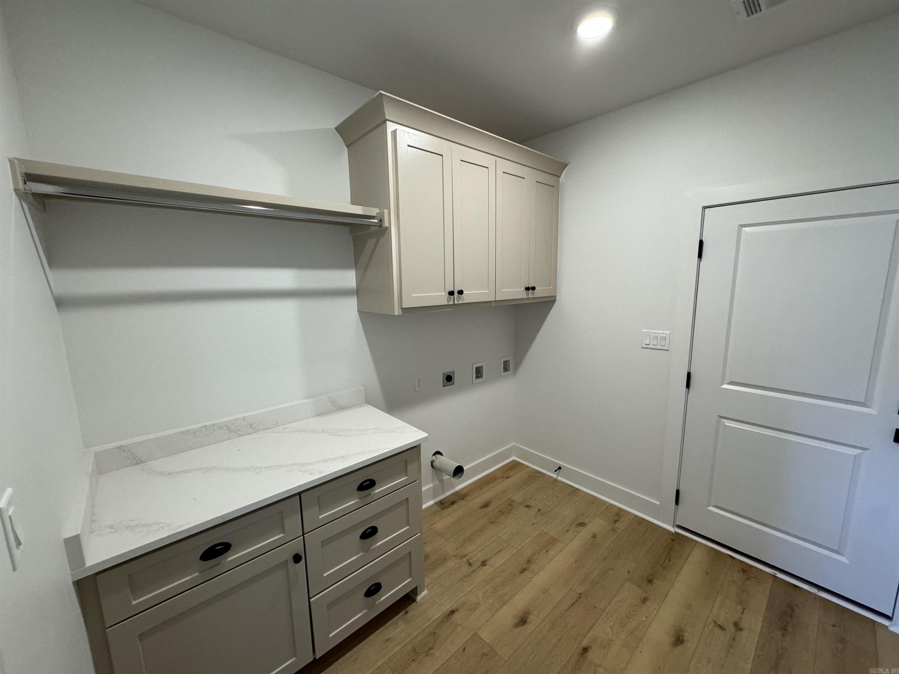 MIDTOWN BRYANT - Residential