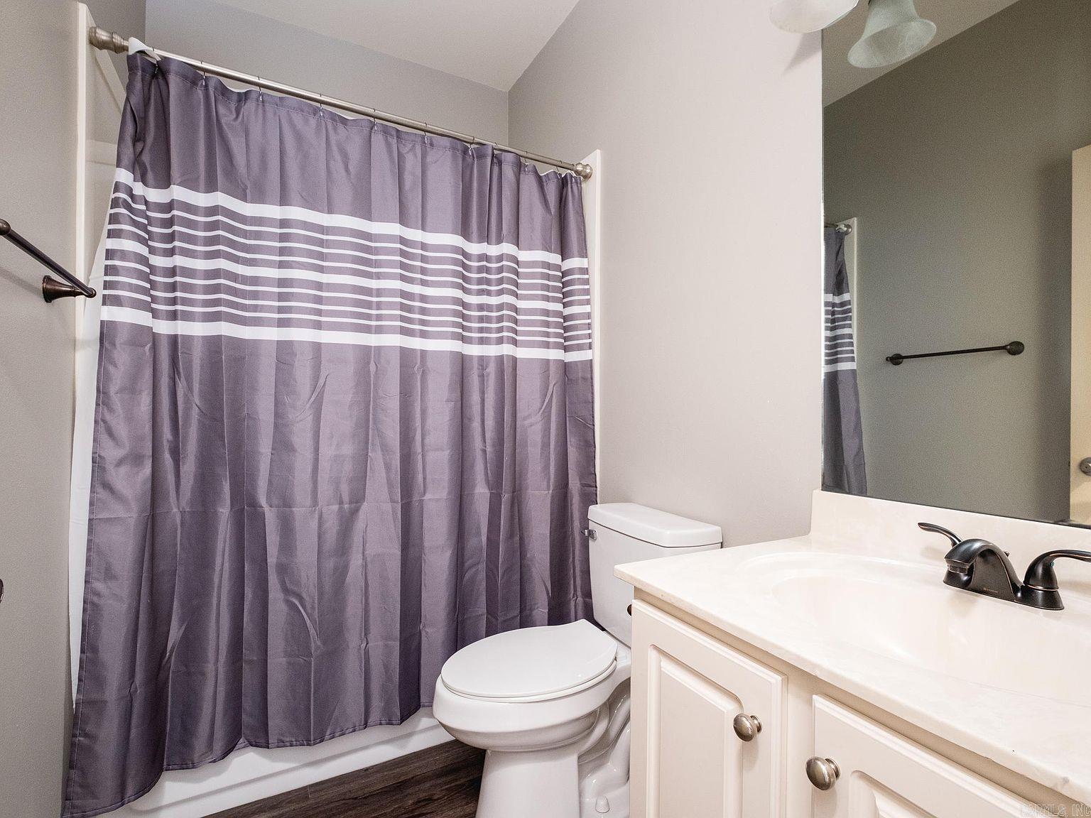 HURRICANE LAKE EST - Residential