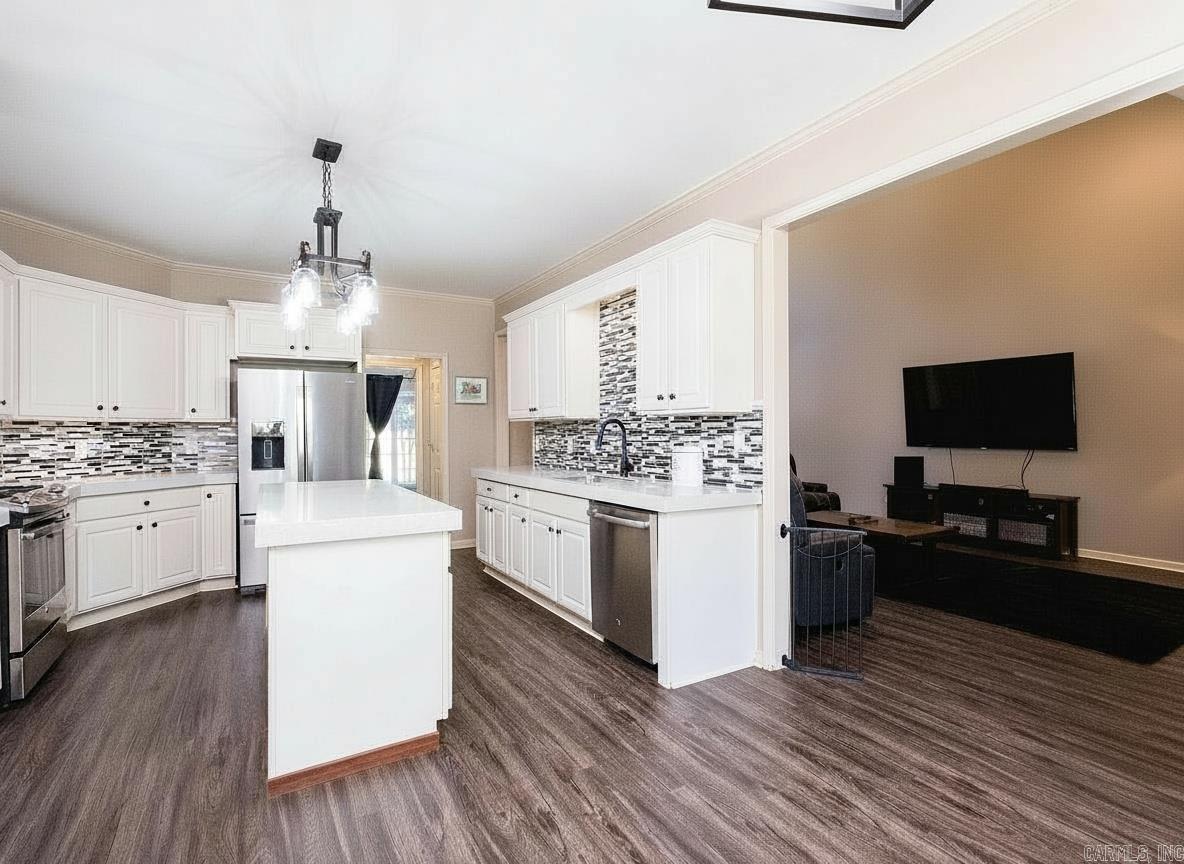 HURRICANE LAKE EST - Residential