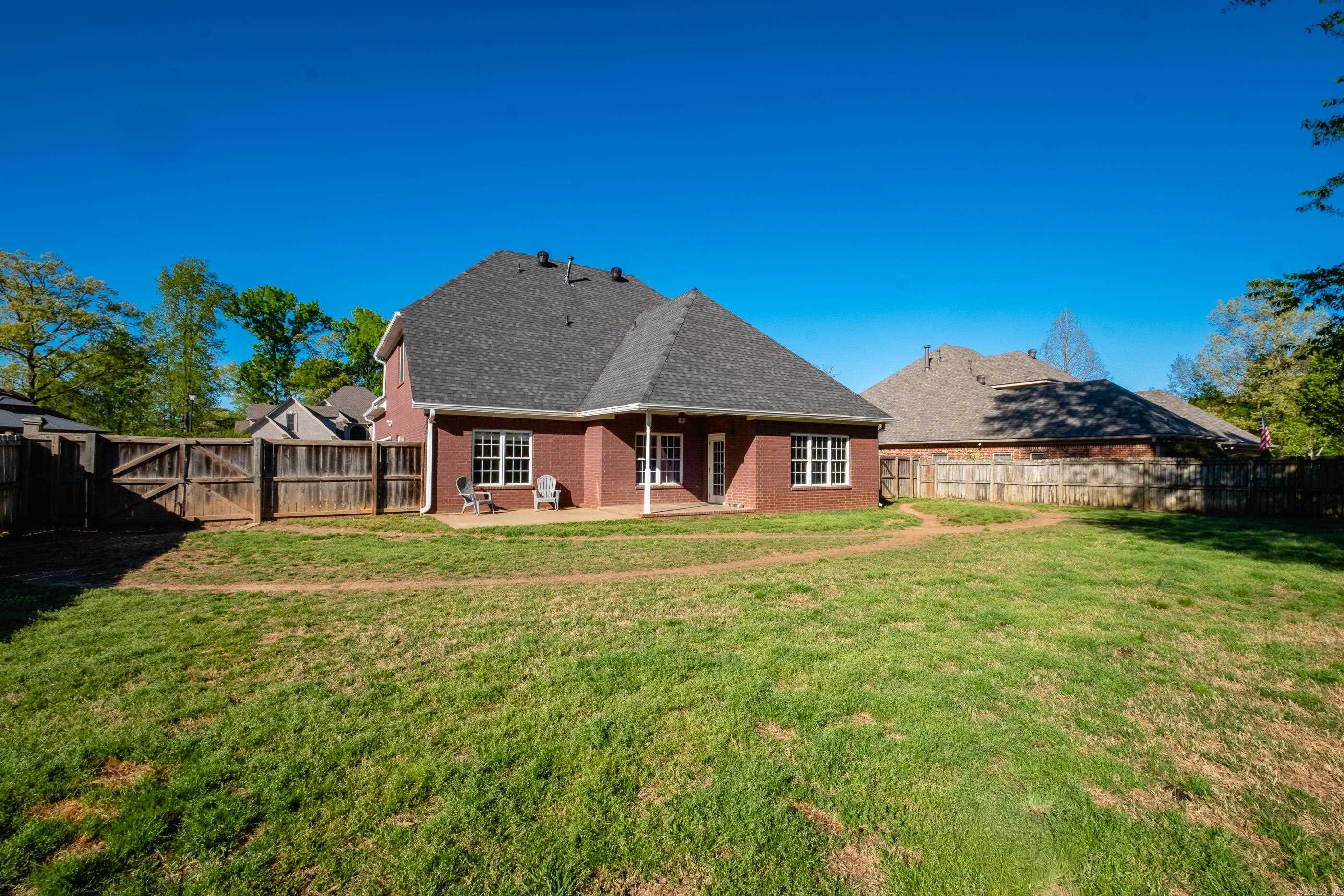 HURRICANE LAKE EST - Residential