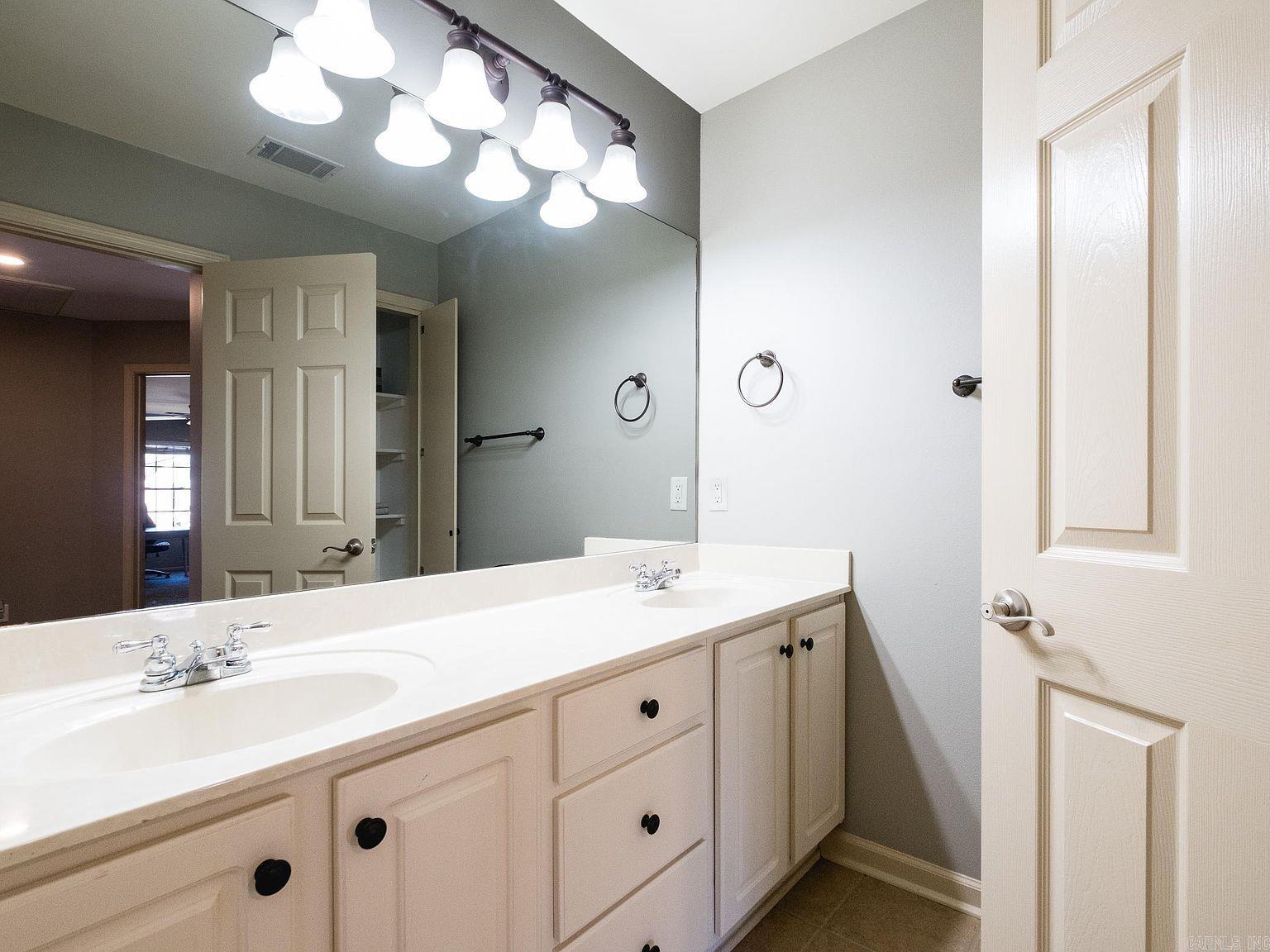 HURRICANE LAKE EST - Residential