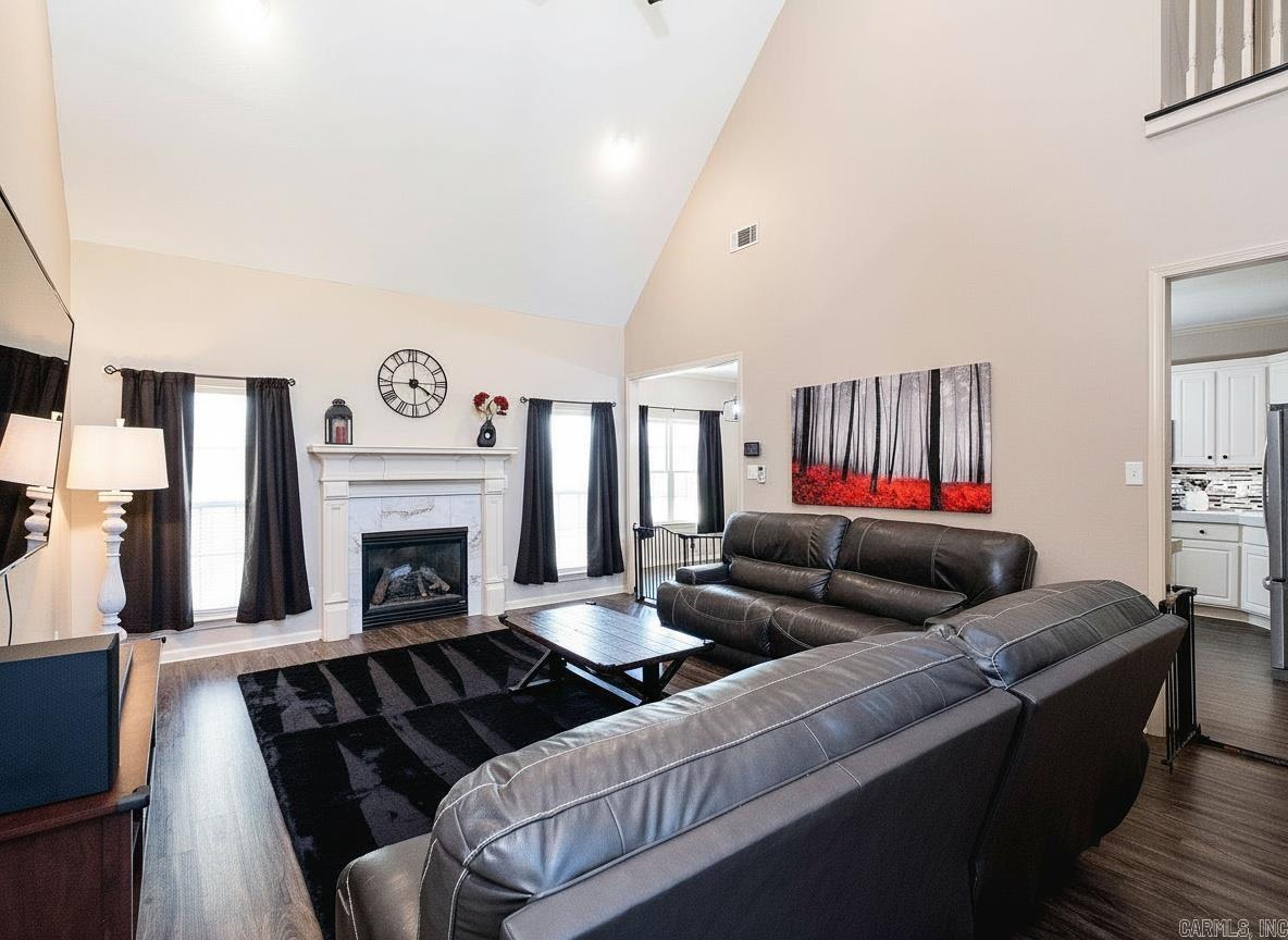 HURRICANE LAKE EST - Residential