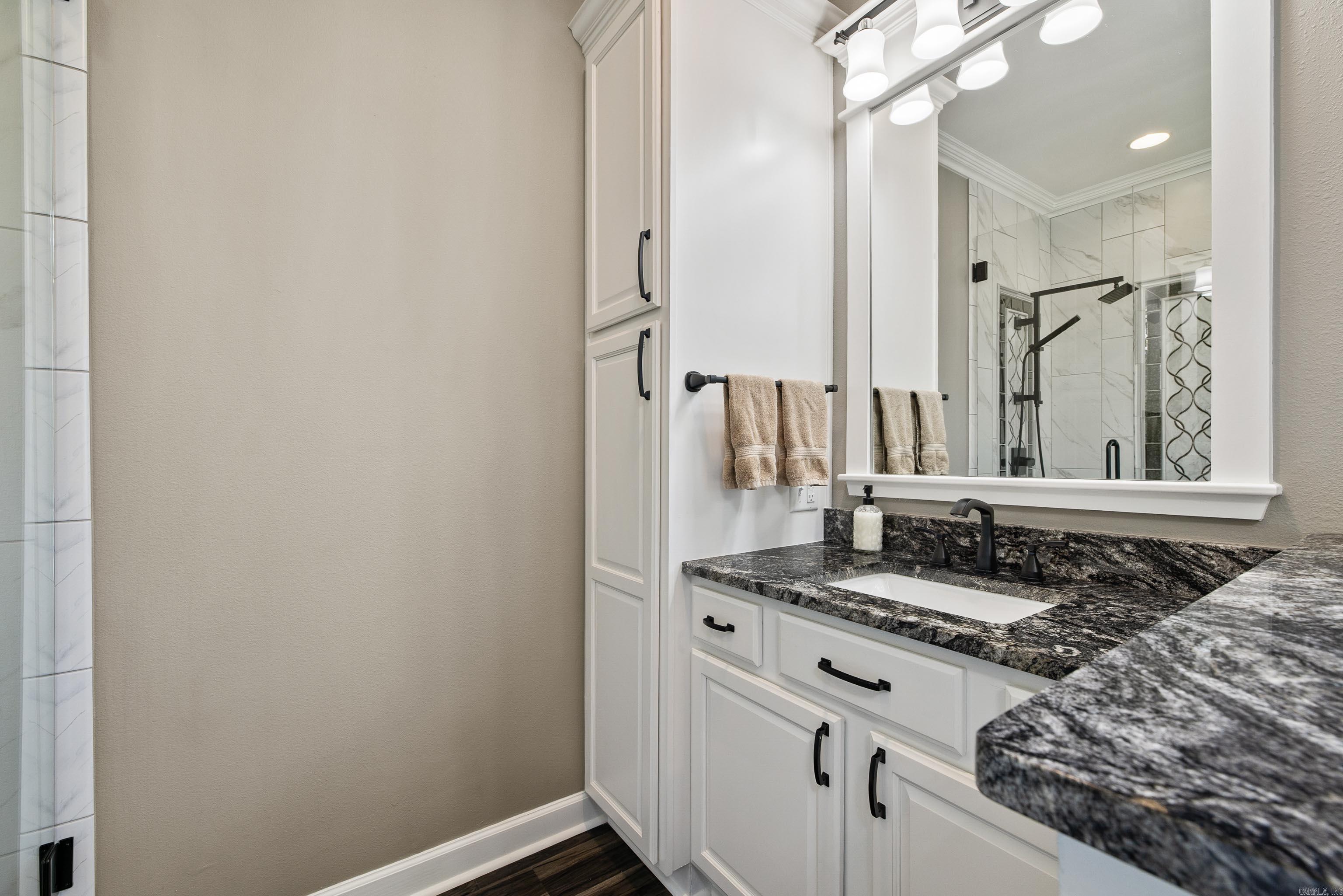 WHITE ROCK ESTATES - Residential