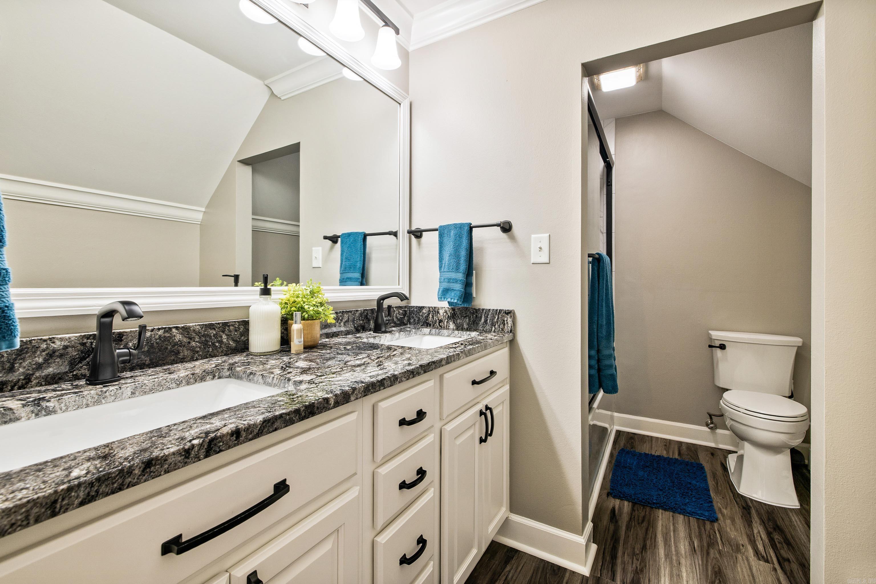 WHITE ROCK ESTATES - Residential