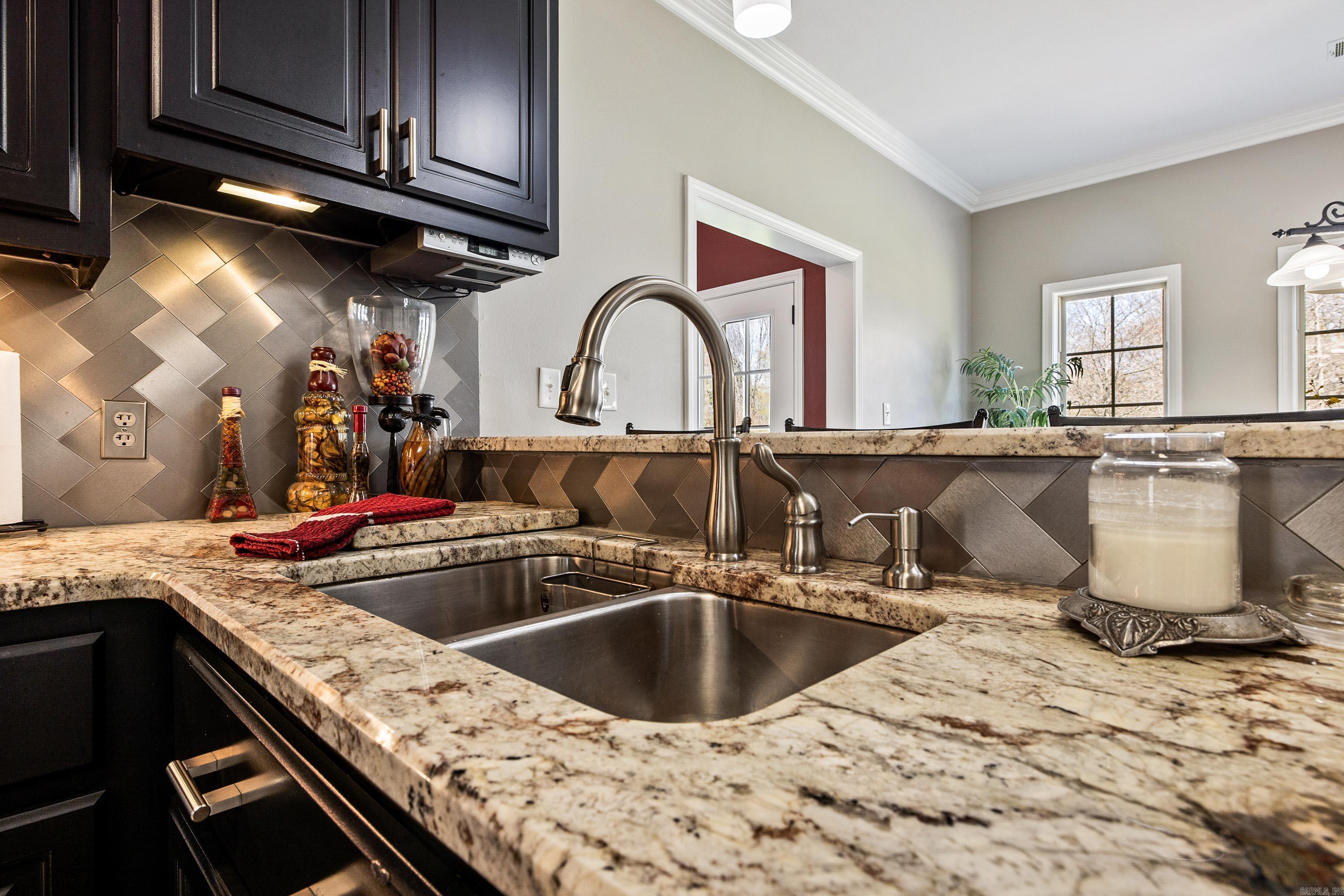 WHITE ROCK ESTATES - Residential