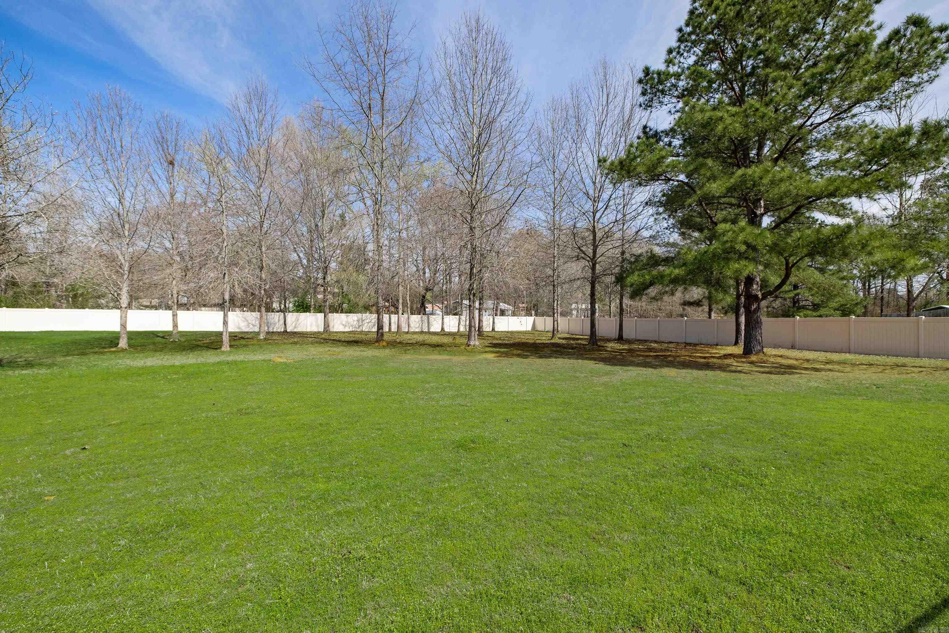 WHITE ROCK ESTATES - Residential