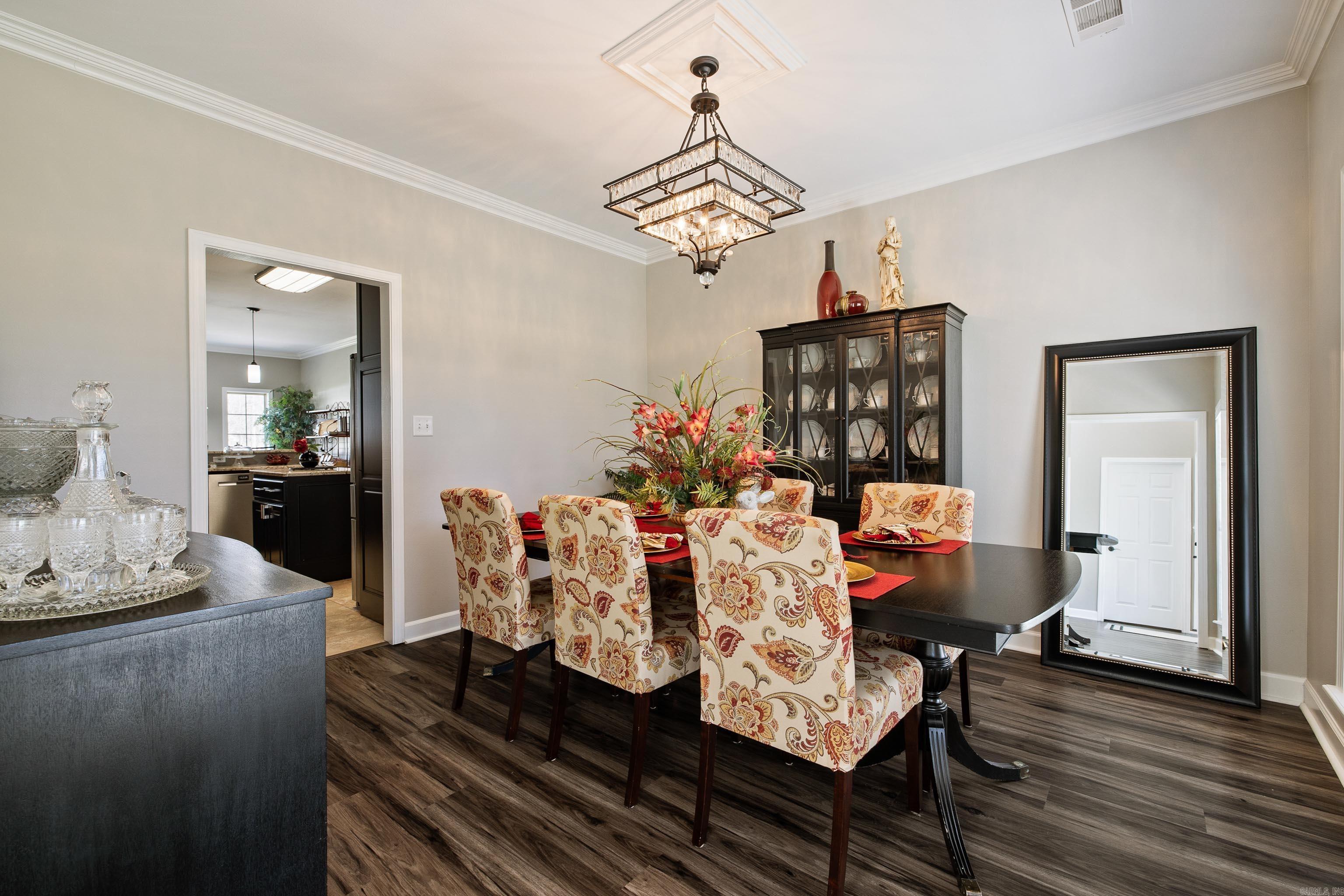 WHITE ROCK ESTATES - Residential