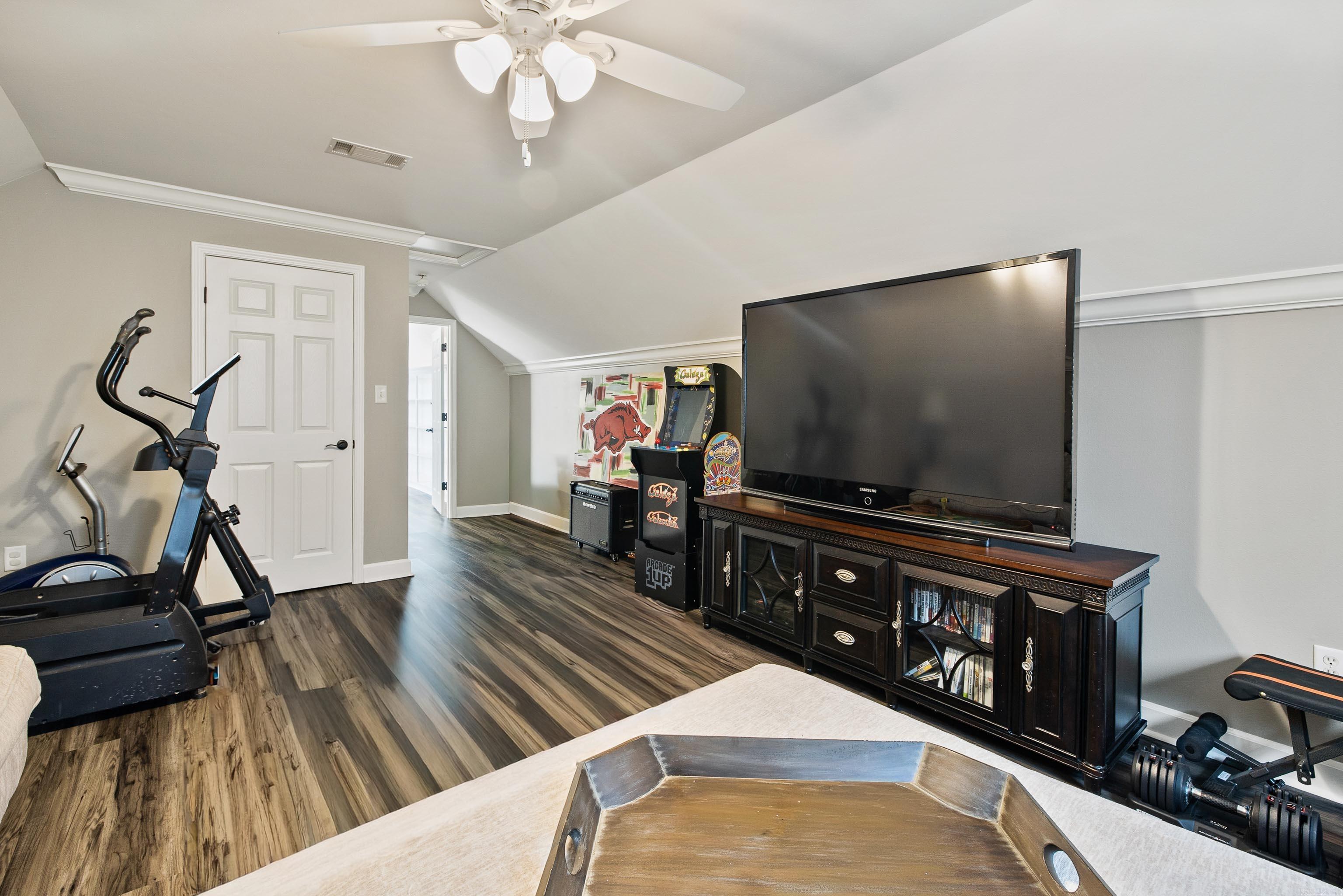 WHITE ROCK ESTATES - Residential