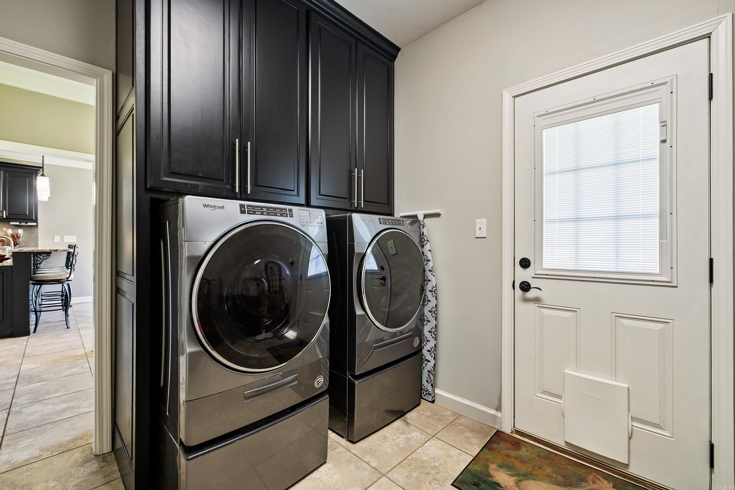 WHITE ROCK ESTATES - Residential