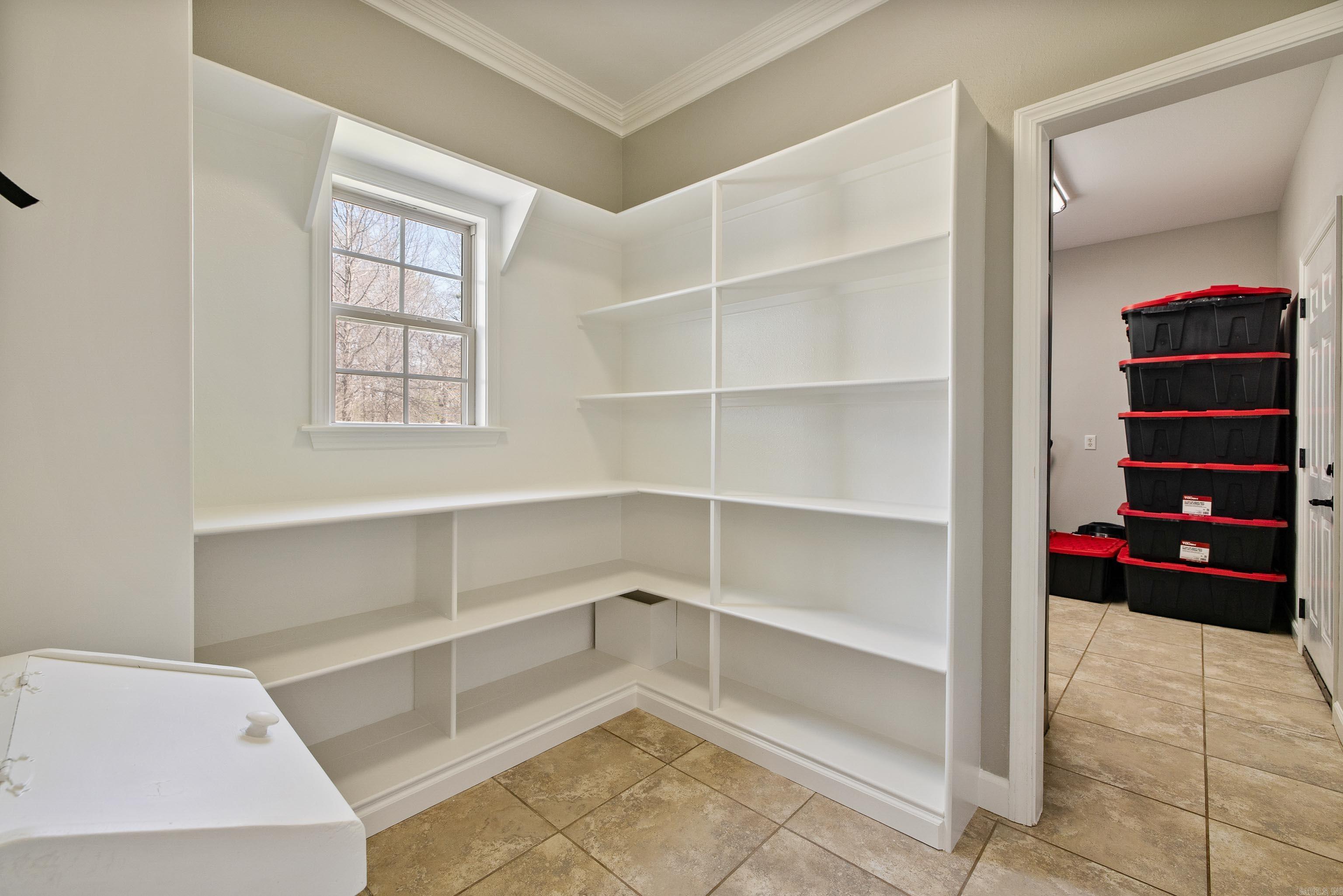 WHITE ROCK ESTATES - Residential