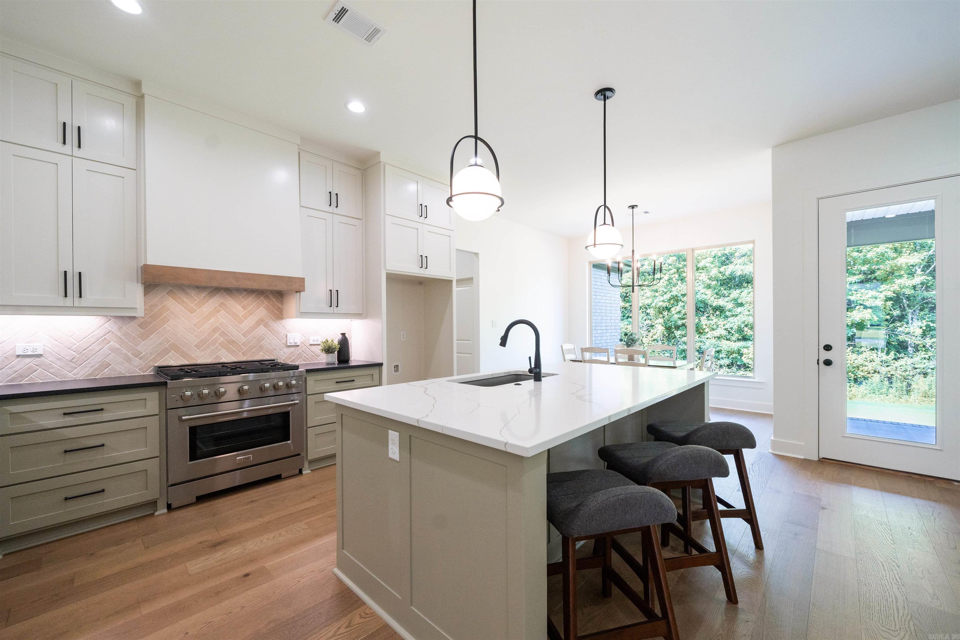 STONEBROOK - Residential Lease