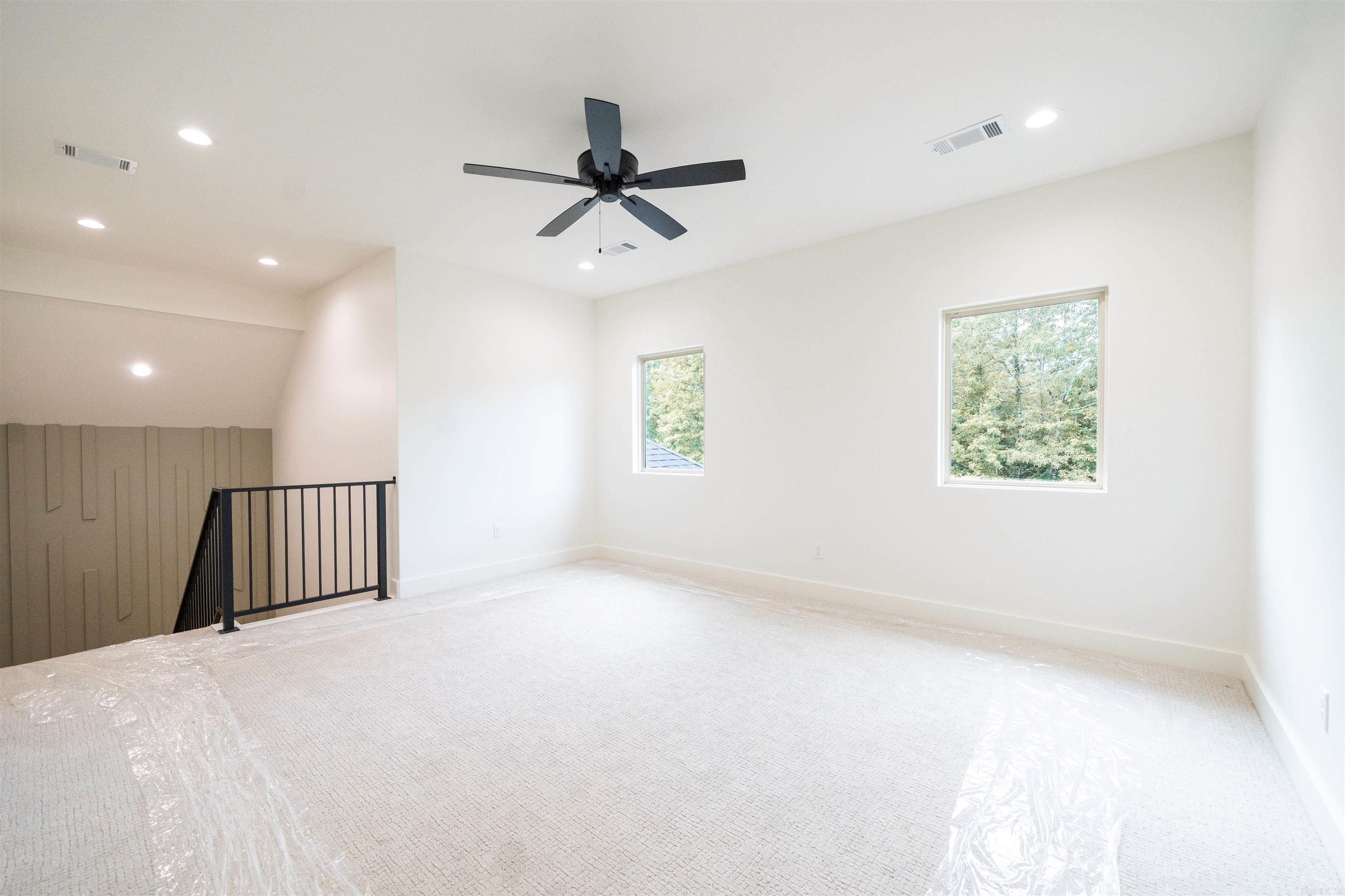 STONEBROOK - Residential Lease