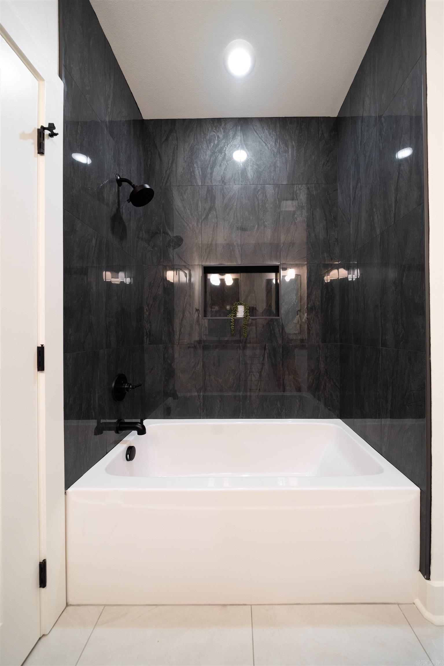 STONEBROOK - Residential Lease