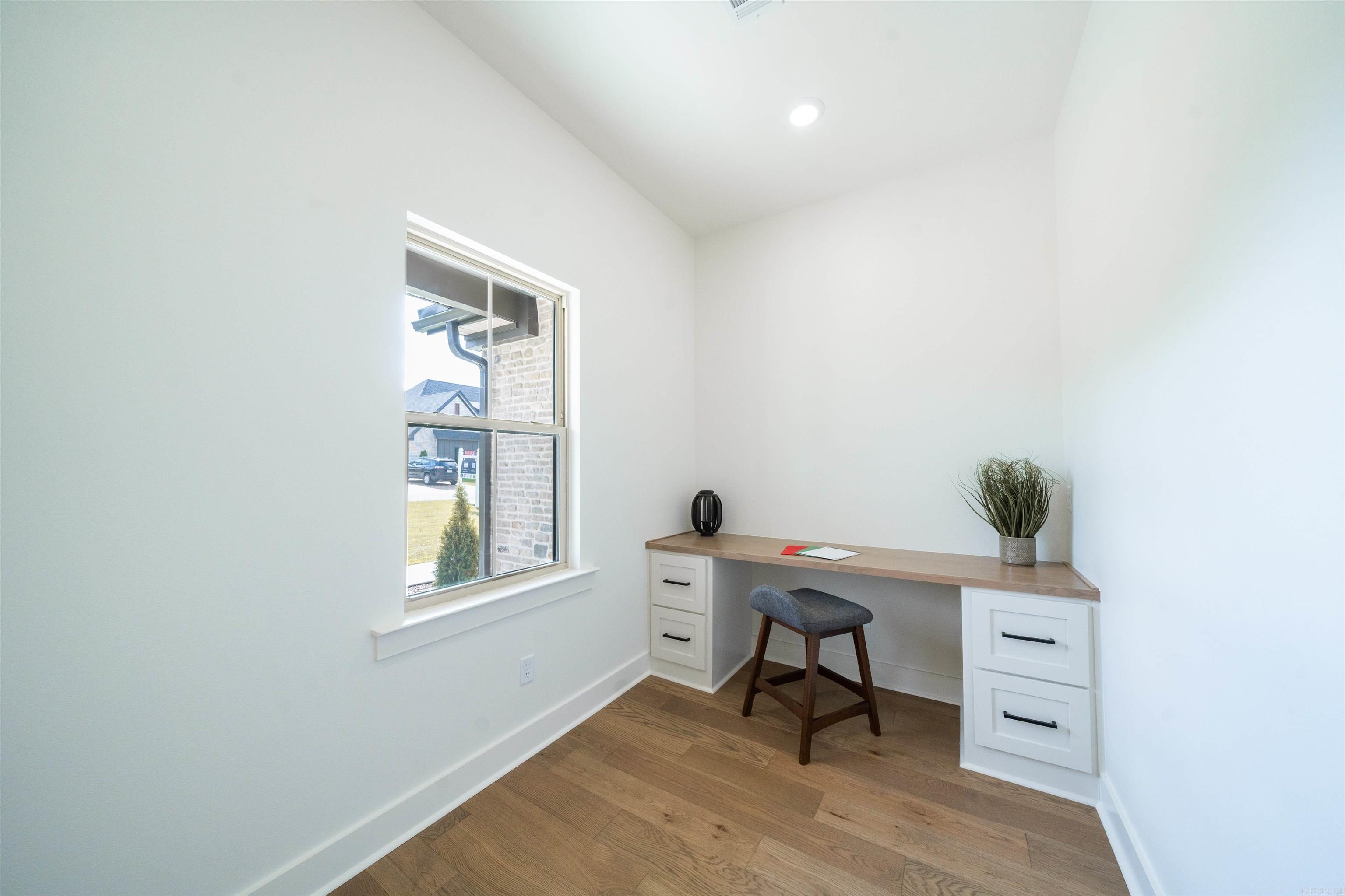 STONEBROOK - Residential Lease