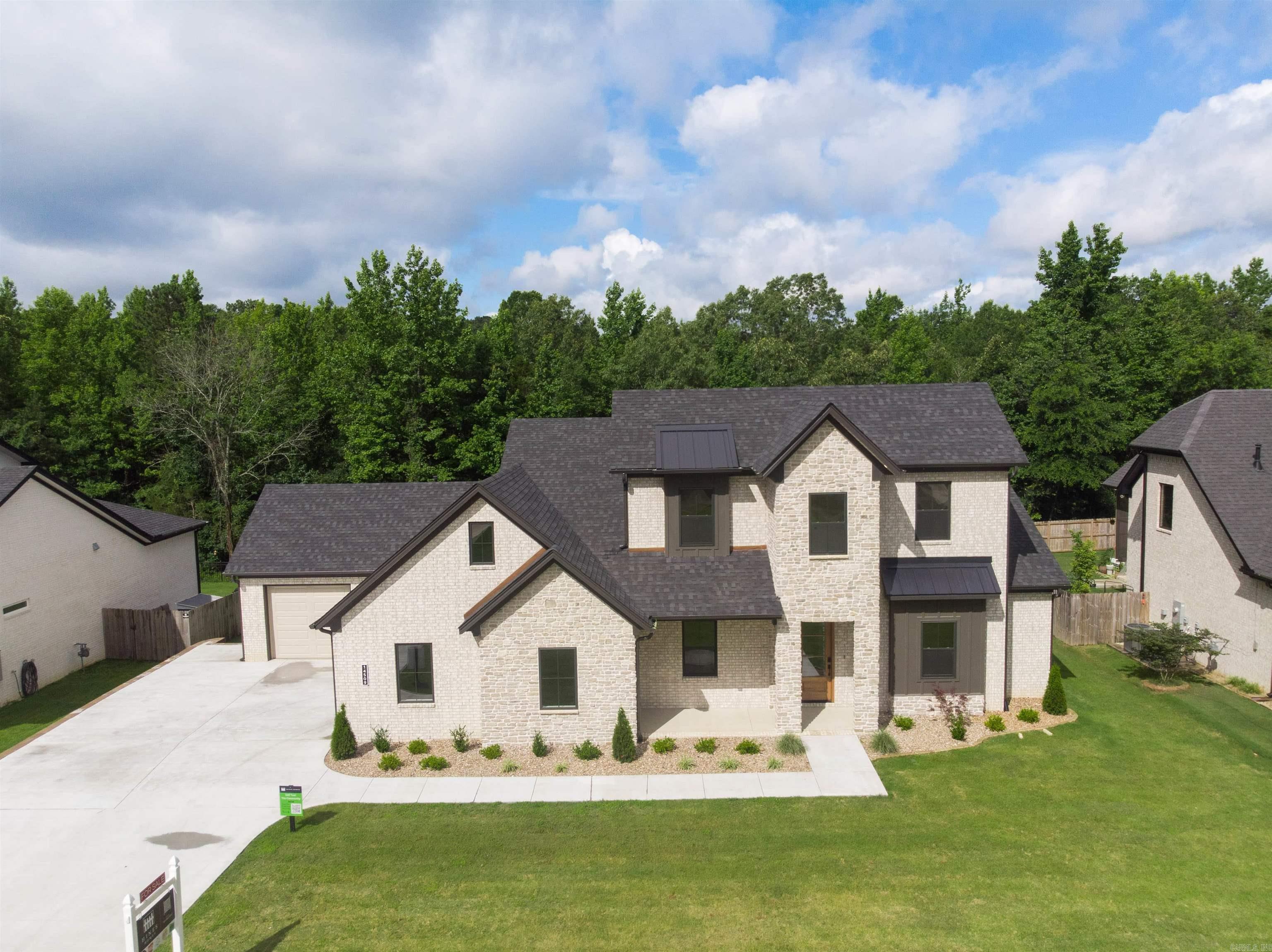 STONEBROOK - Residential Lease