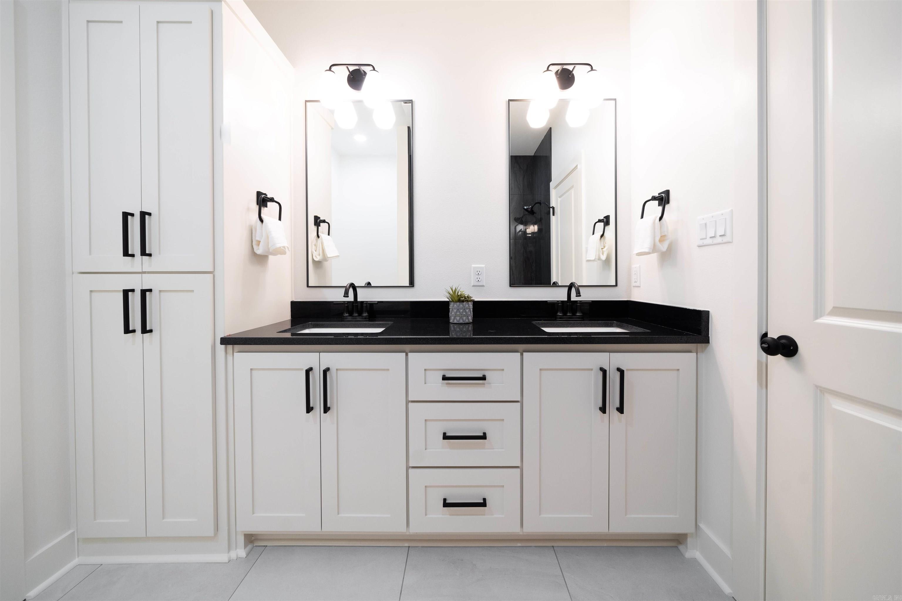 STONEBROOK - Residential Lease