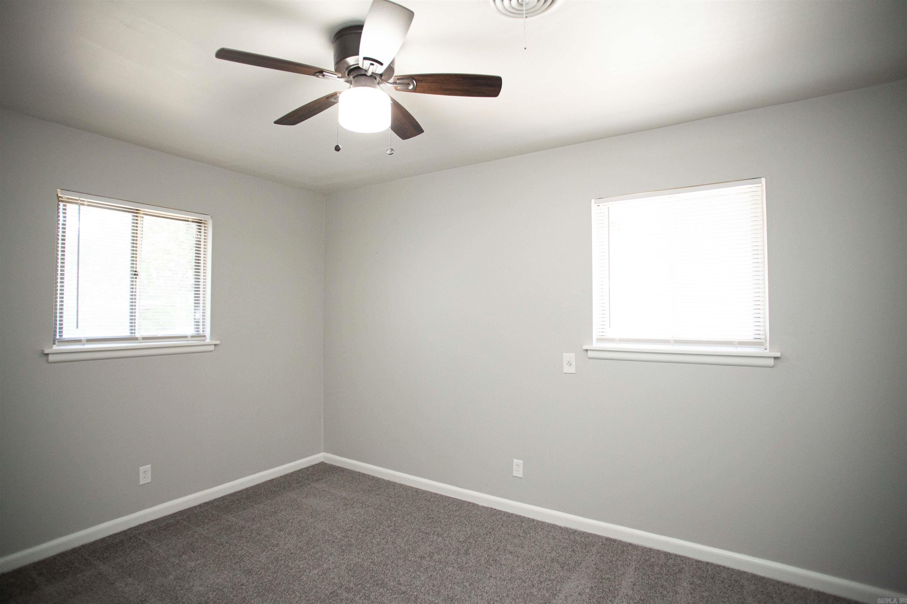 Ellis Acres - Residential Lease