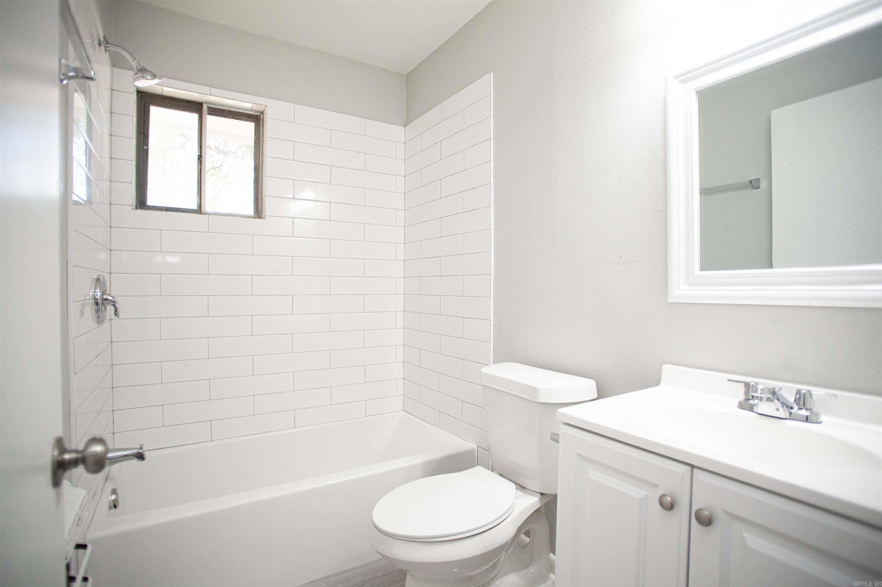 Ellis Acres - Residential Lease