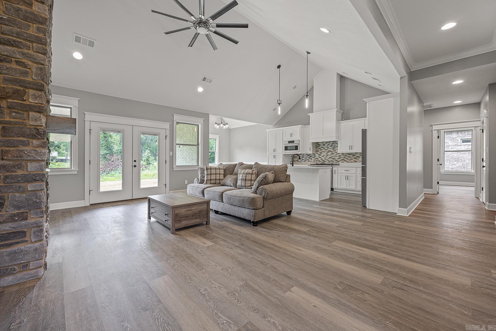 Creekwood - Residential