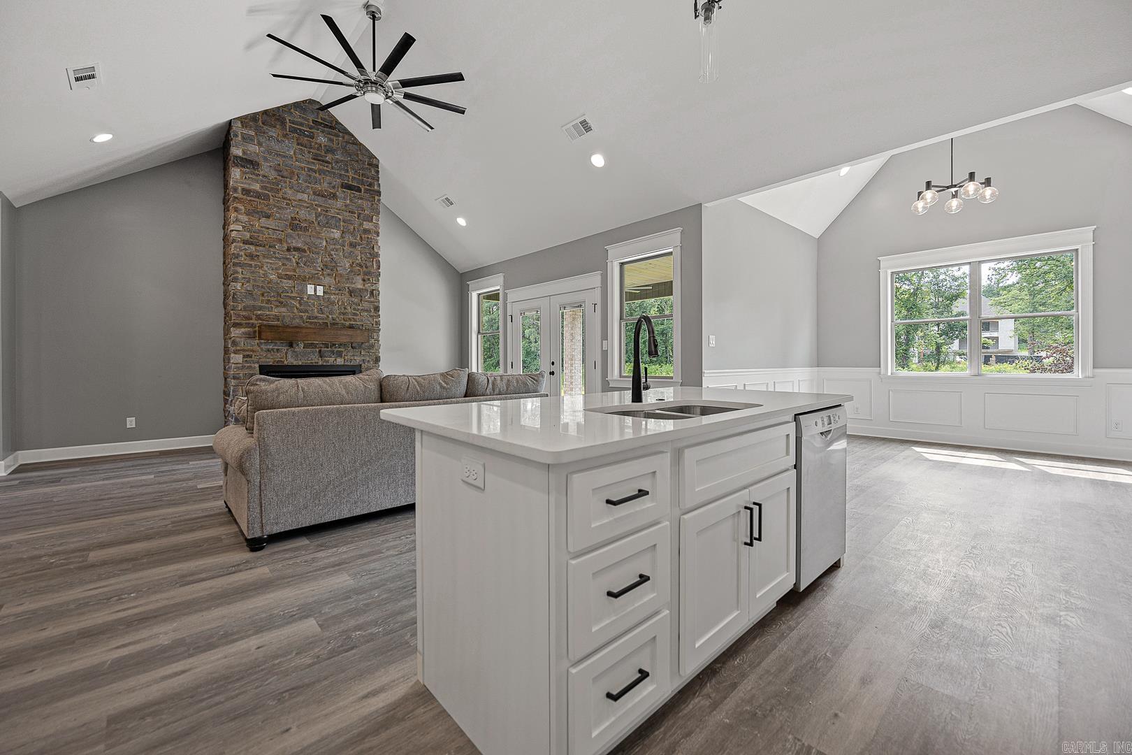 Creekwood - Residential