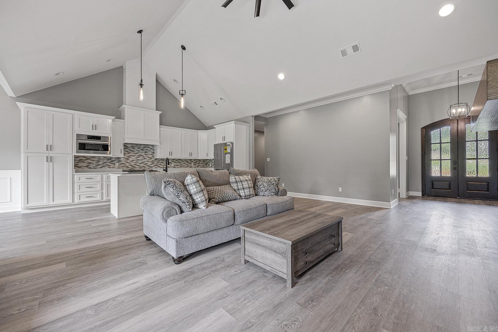 Creekwood - Residential