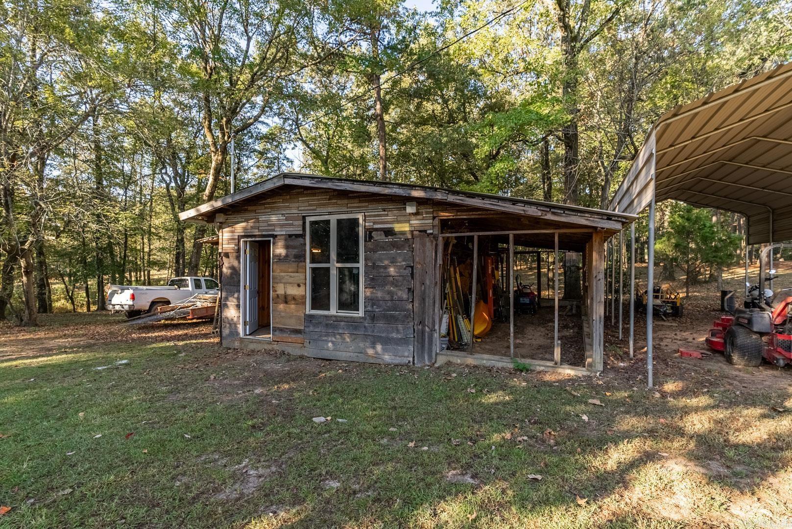 Metes & Bounds - Residential