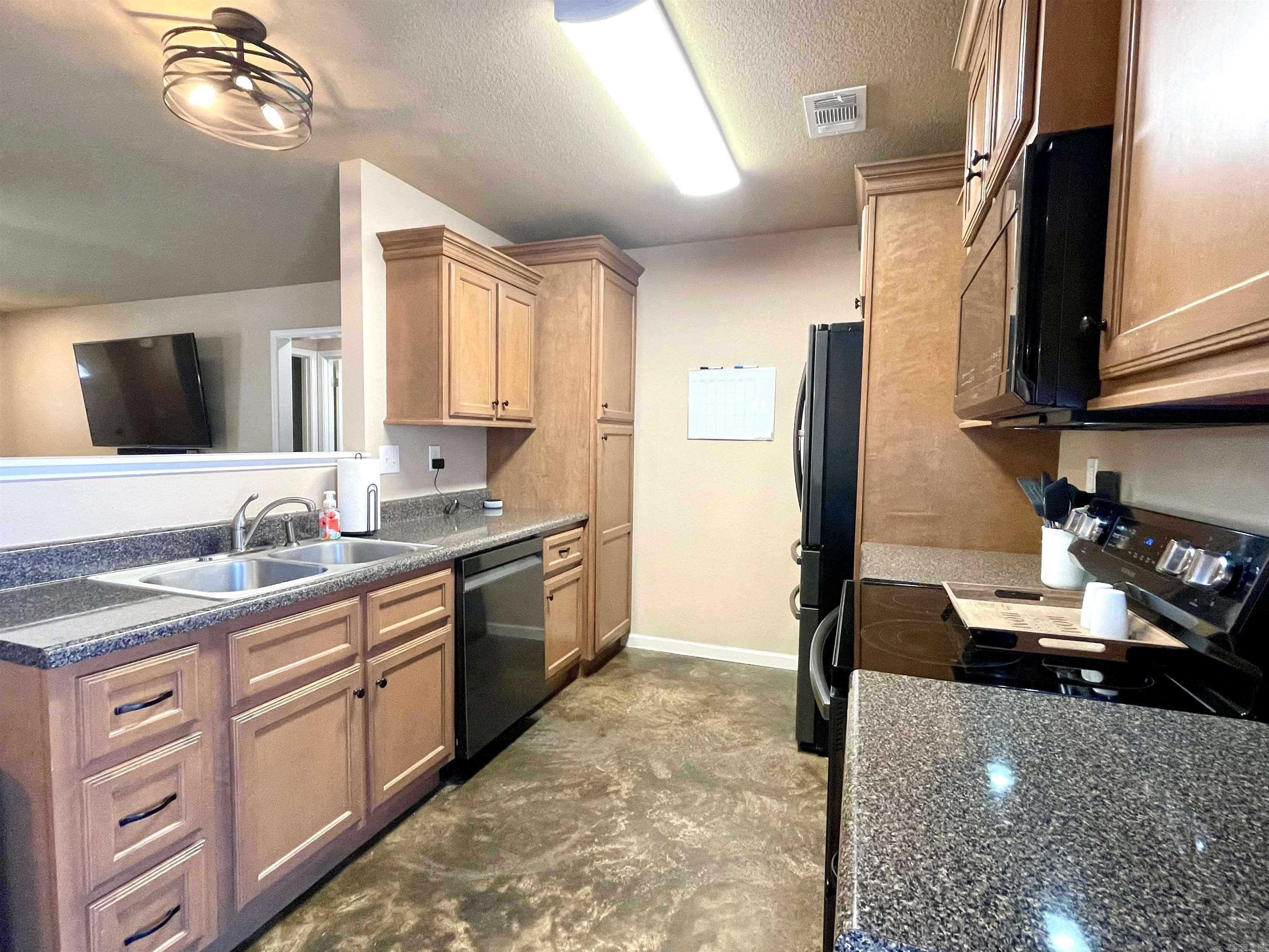 BILL HILL - Residential