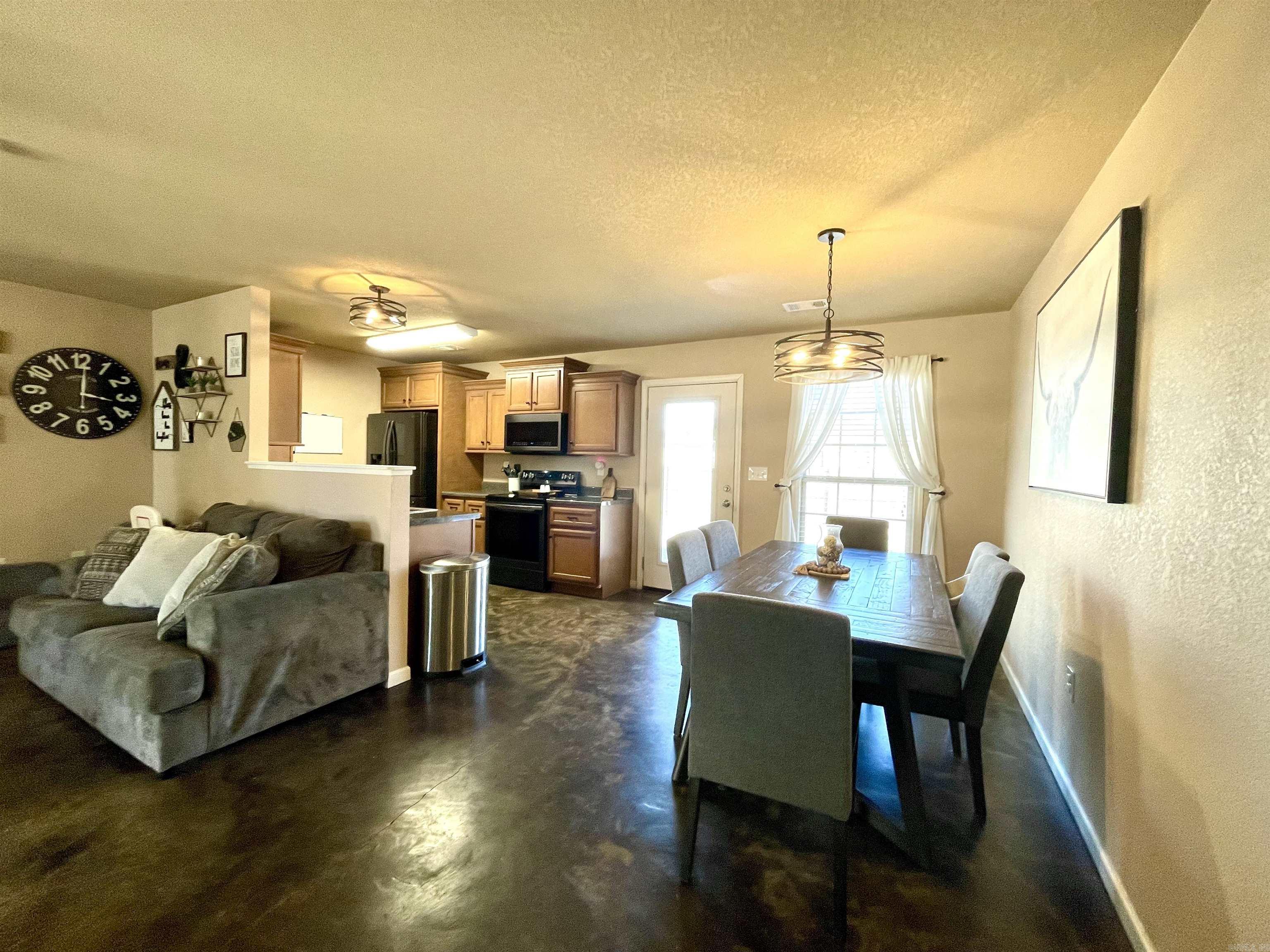 BILL HILL - Residential