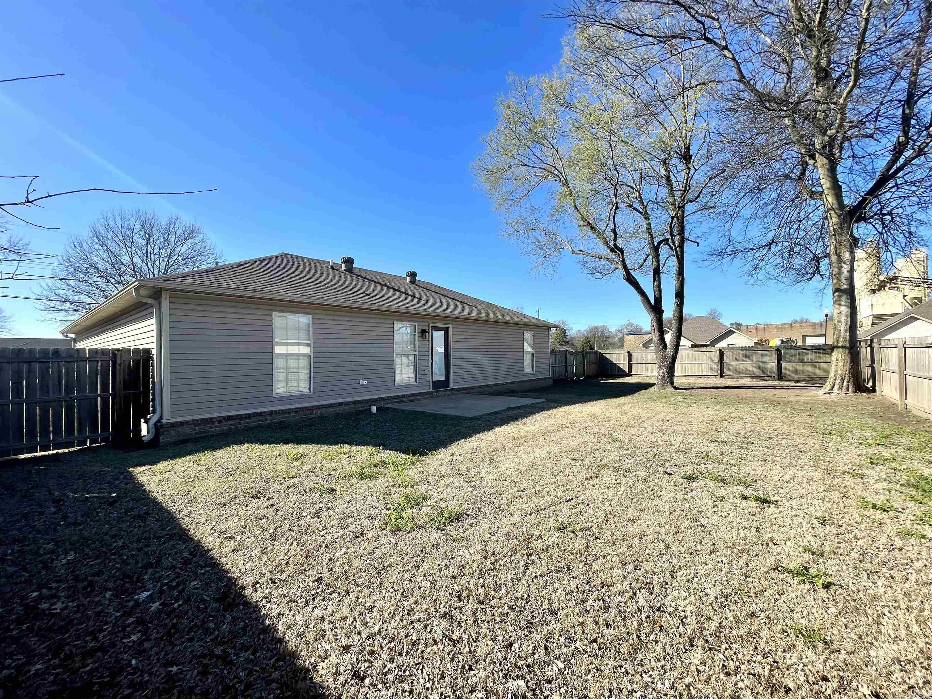 BILL HILL - Residential