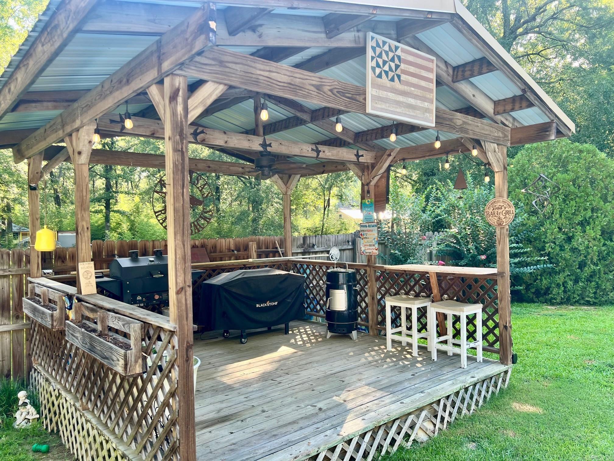 SILVER OAKS - Residential