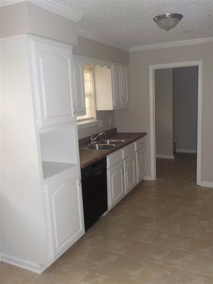 Twin Lakes - Residential Lease